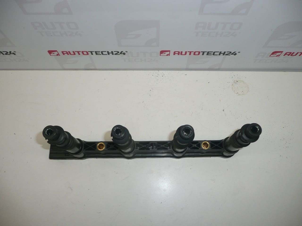 Ignition Rail 1.4 16V Citroën 9651710680 - Image 2