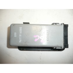 ECU locking system Citroën Peugeot 9611914080 6547VG