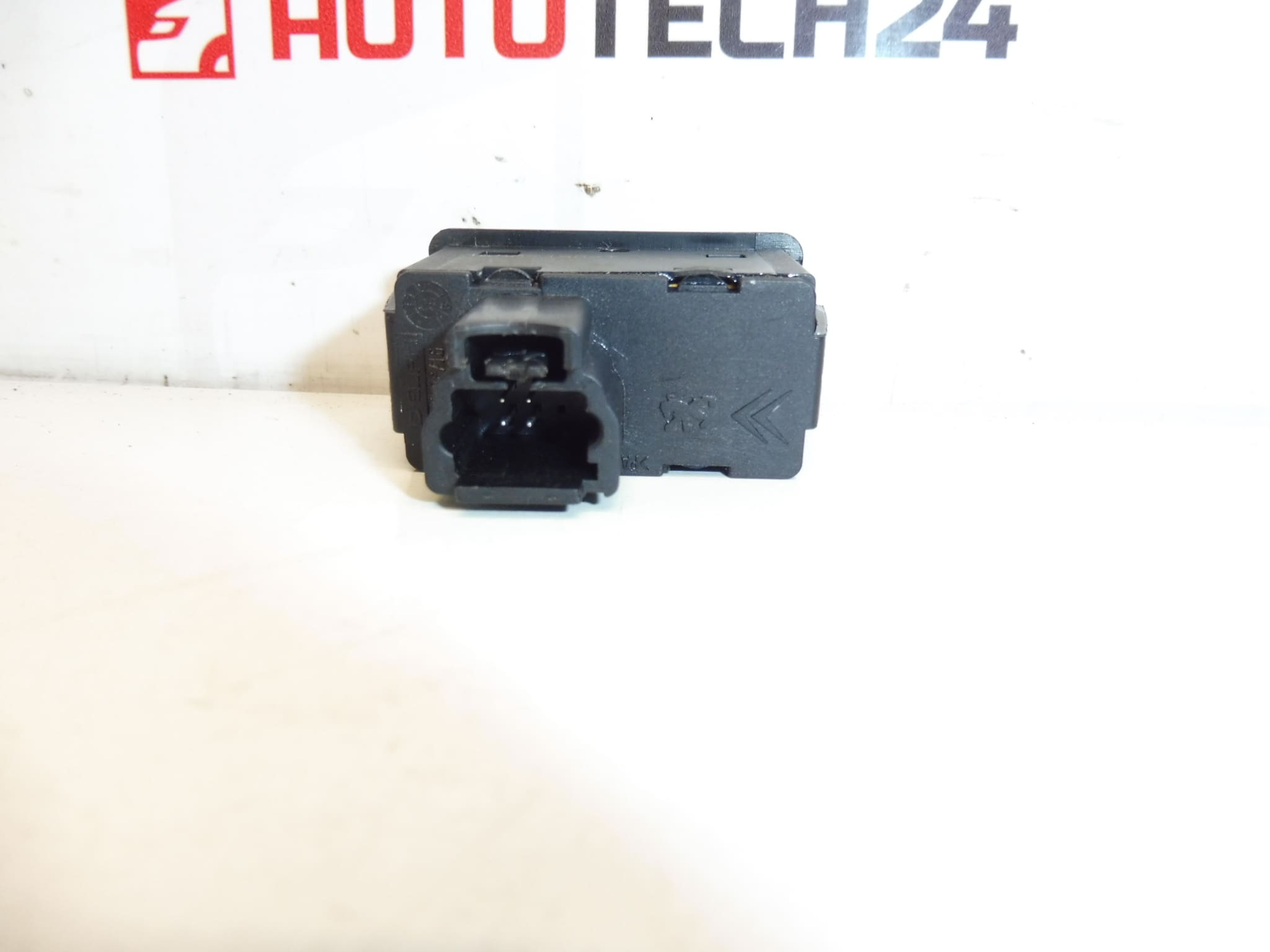 Roof Window Switch Citroën C8 Peugeot 807 14889180XT 6554P7 - Image 2