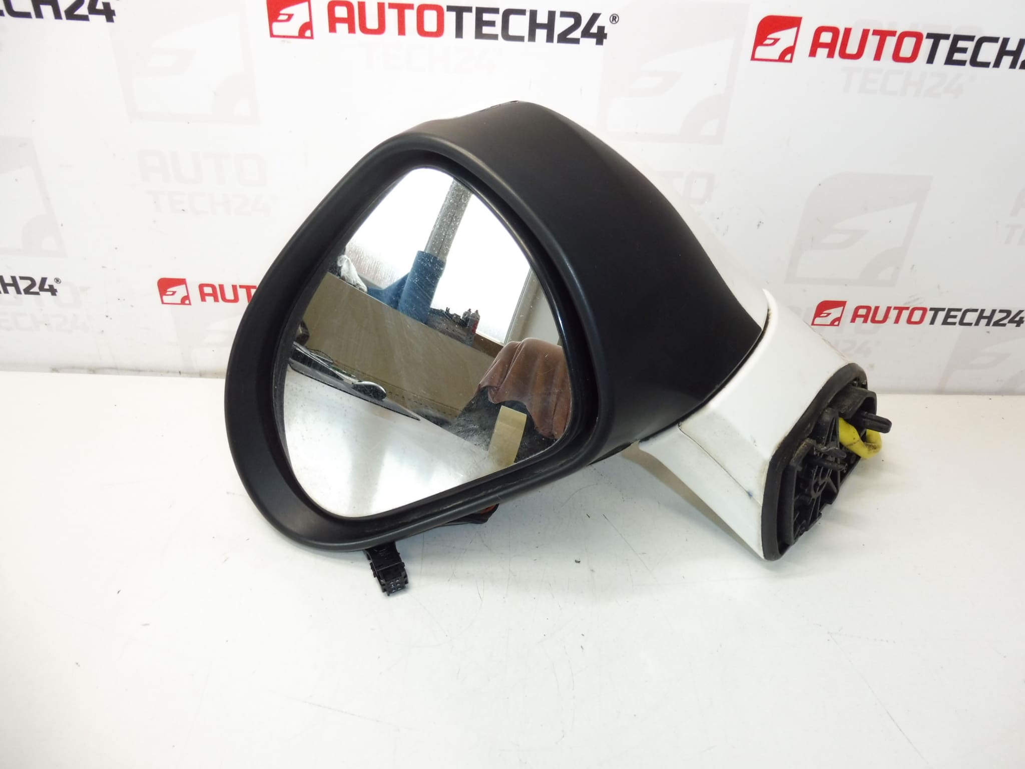 Driver's Side Mirror Peugeot 308 EWPB 8153NE - Image 2