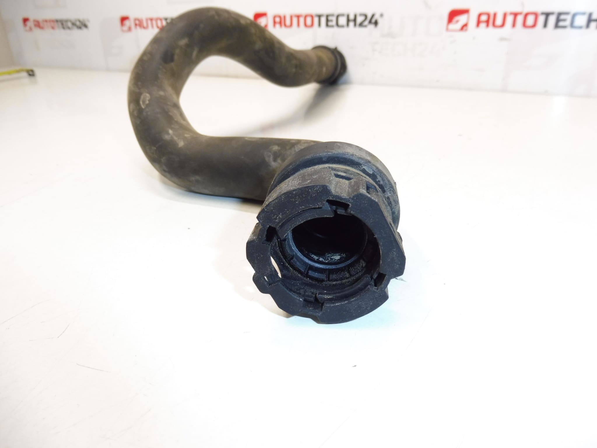 Water Hose Citroën Peugeot 1.6 HDI 6466CJ - Image 2