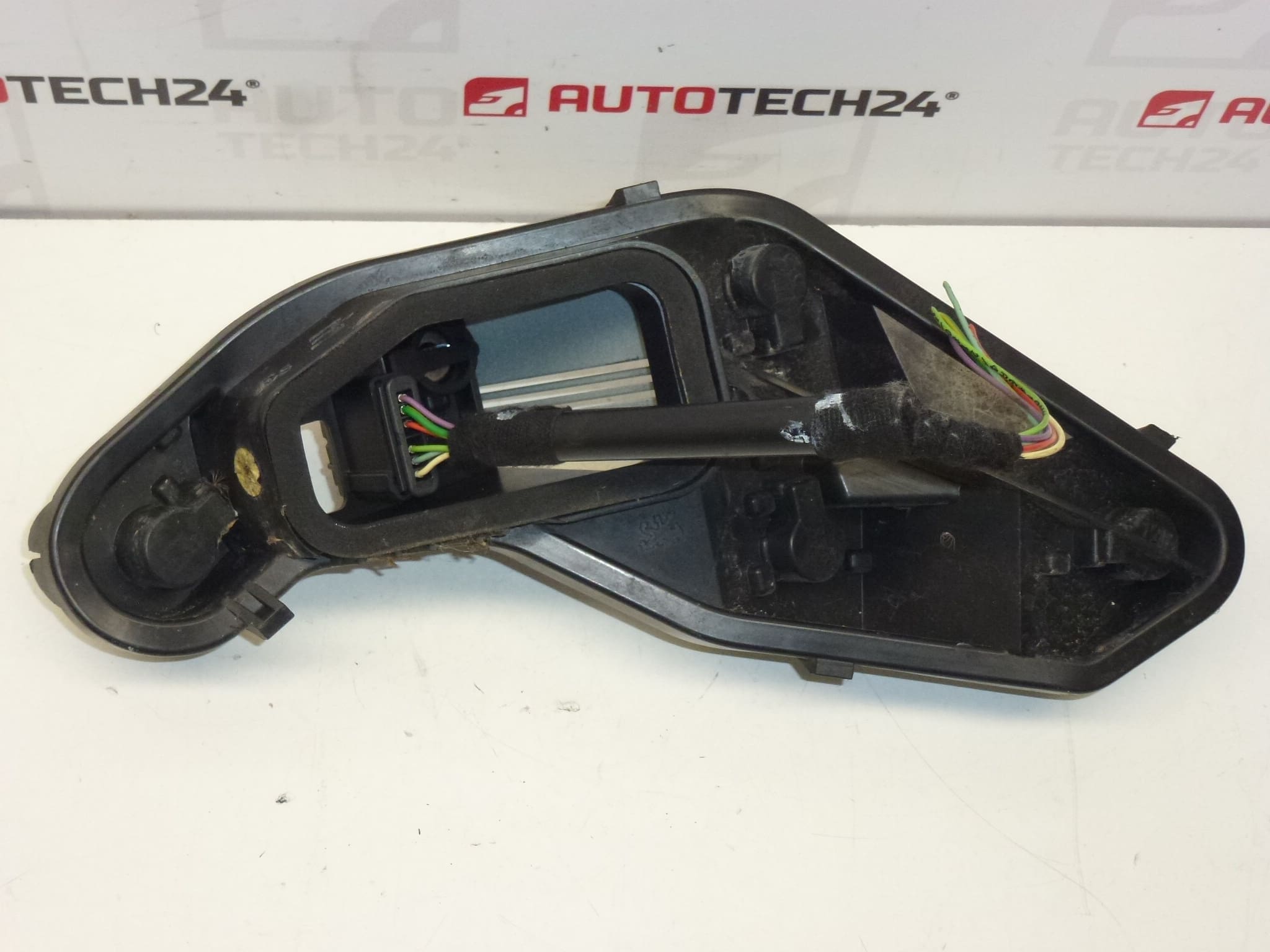 Bulb Socket for Right Rear Lamp + Cable Peugeot 207 6351Y7 - Image 2