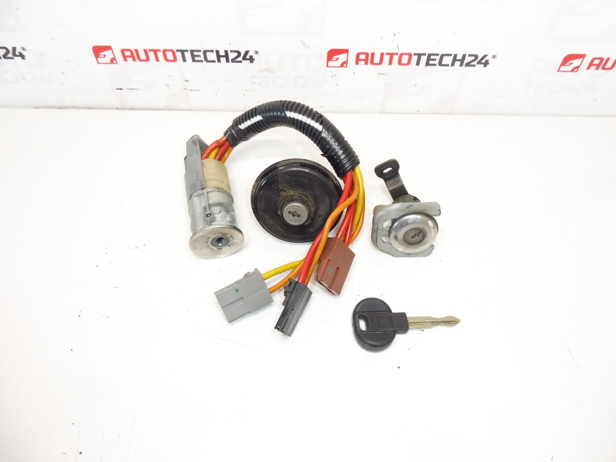 Citroën Berlingo I1 Key and Lock Set 4162Q4