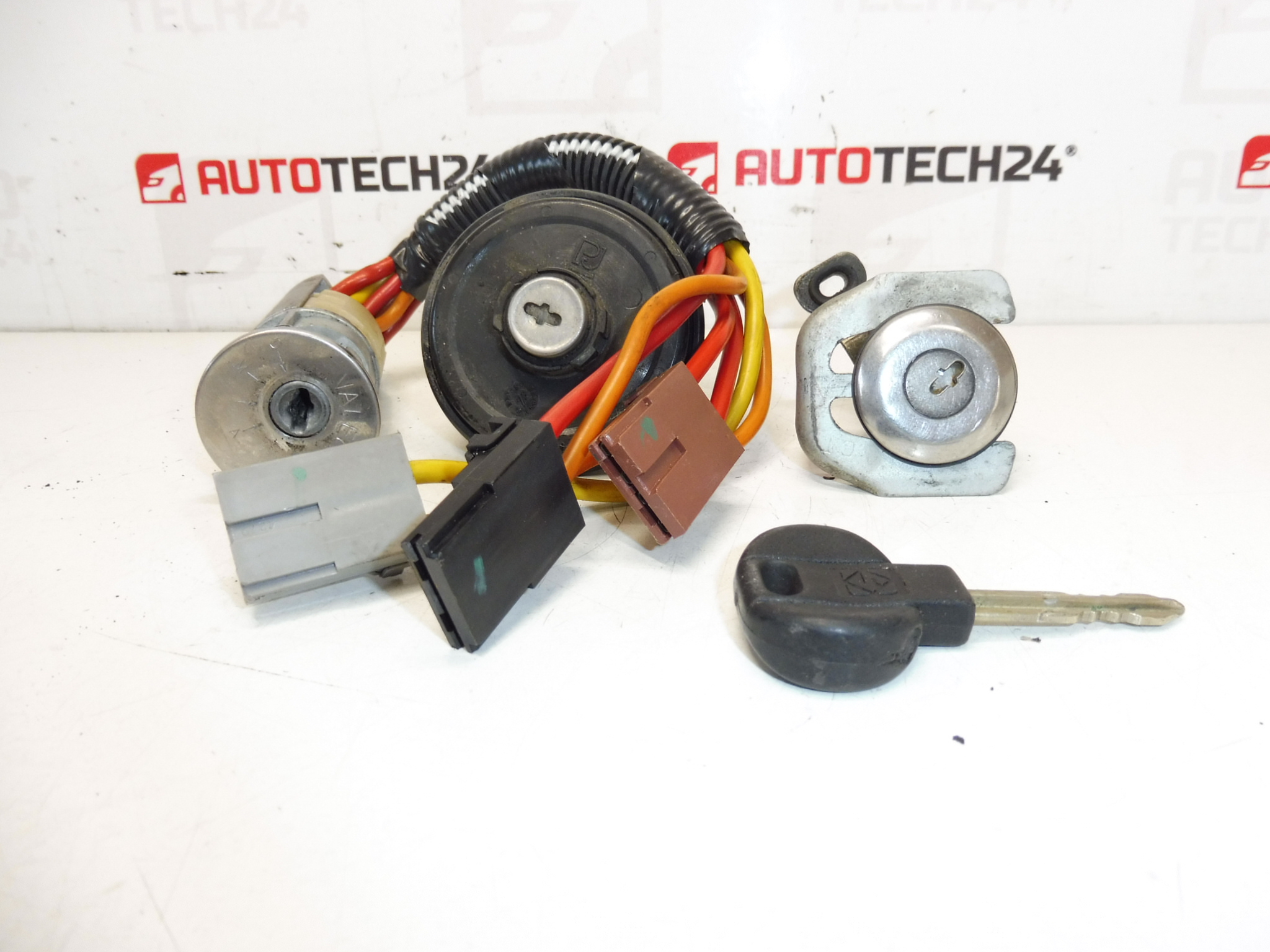 Citroën Berlingo I1 Key and Lock Set 4162Q4