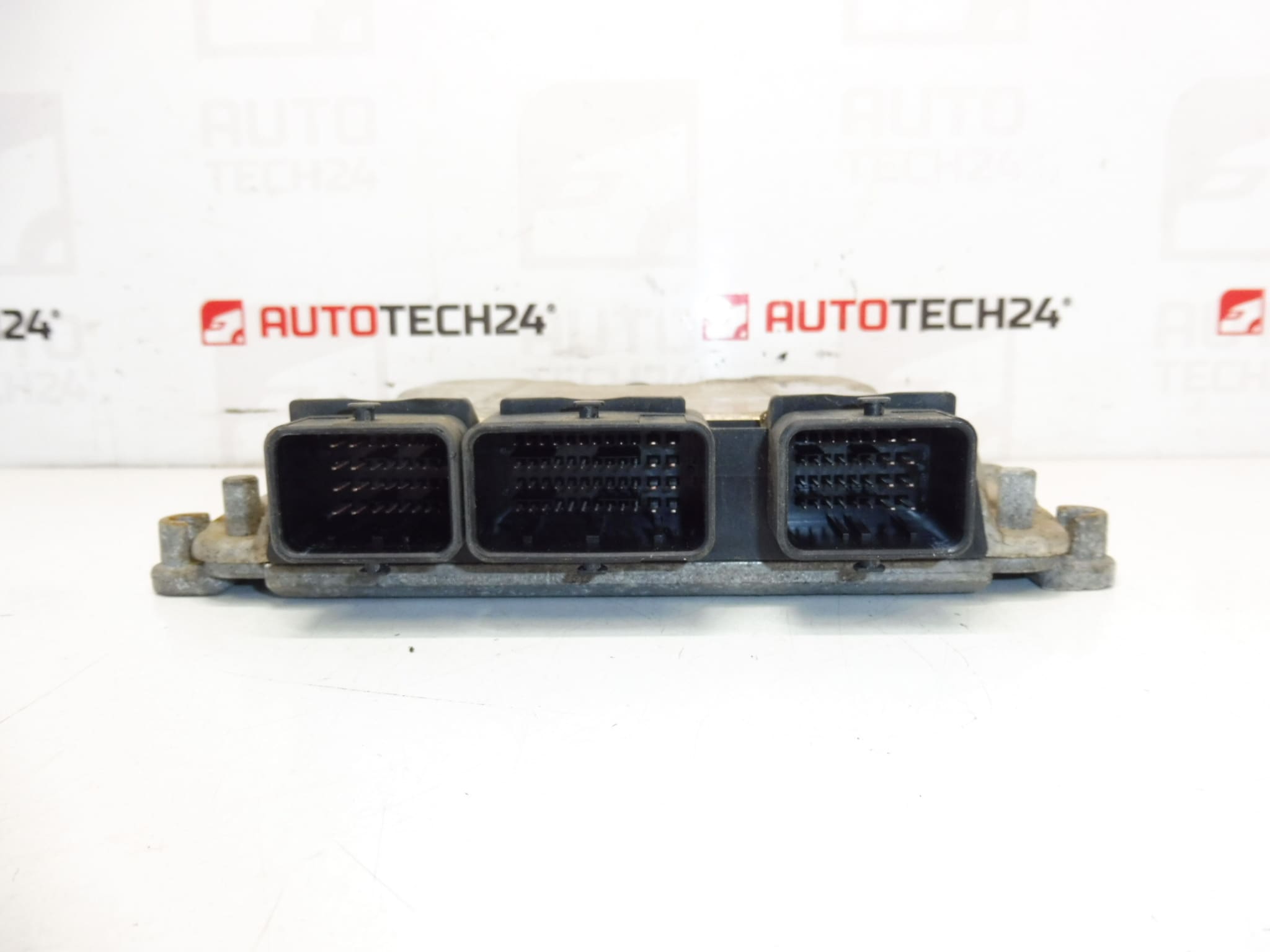 Bosch ECU EDC15C2 2.2 HDI 0281011779 9654695380 - Image 2
