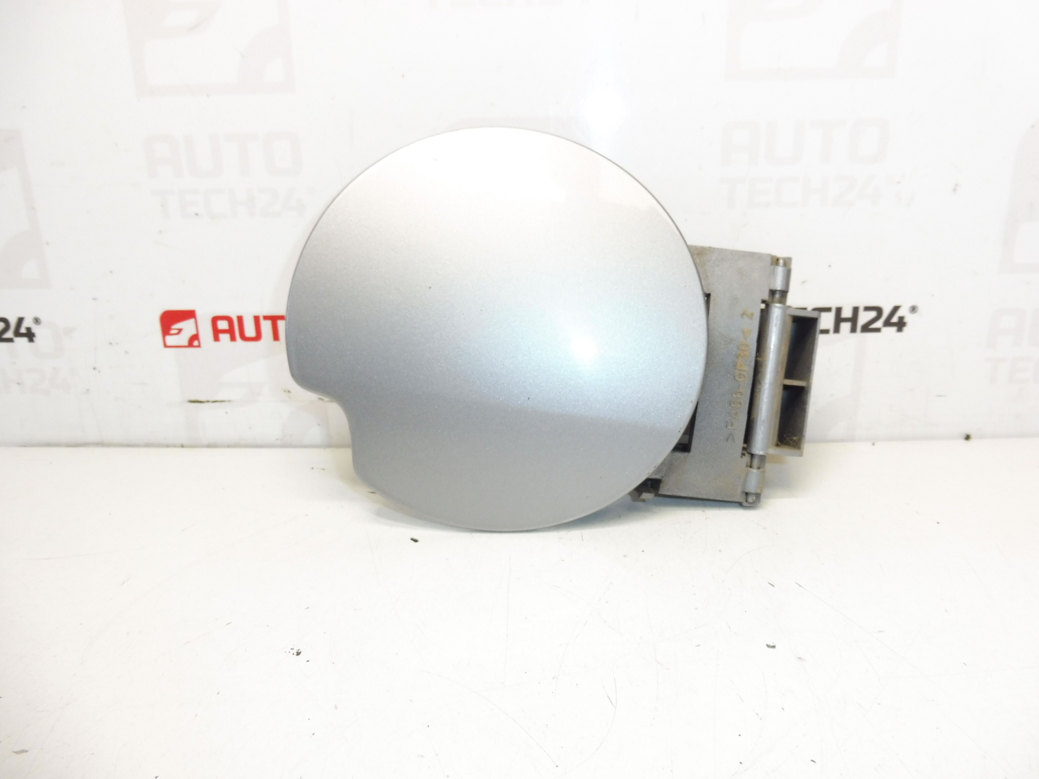 Fuel Tank Cap Cover Peugeot 307 Station Wagon 9643083777 EZAC