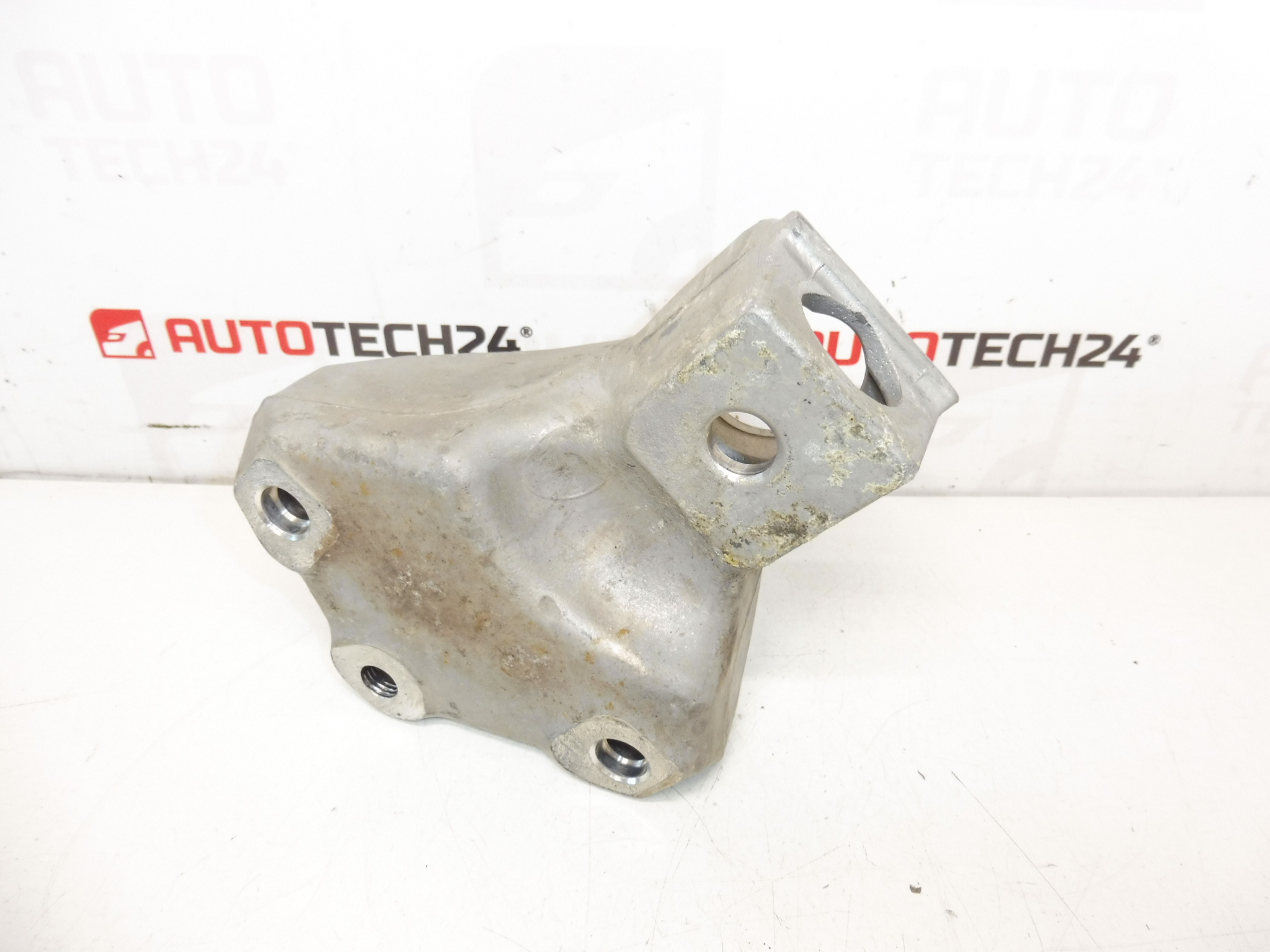 Engine Mount Bracket Citroën 1.6 HDI 9644772580 1807W8