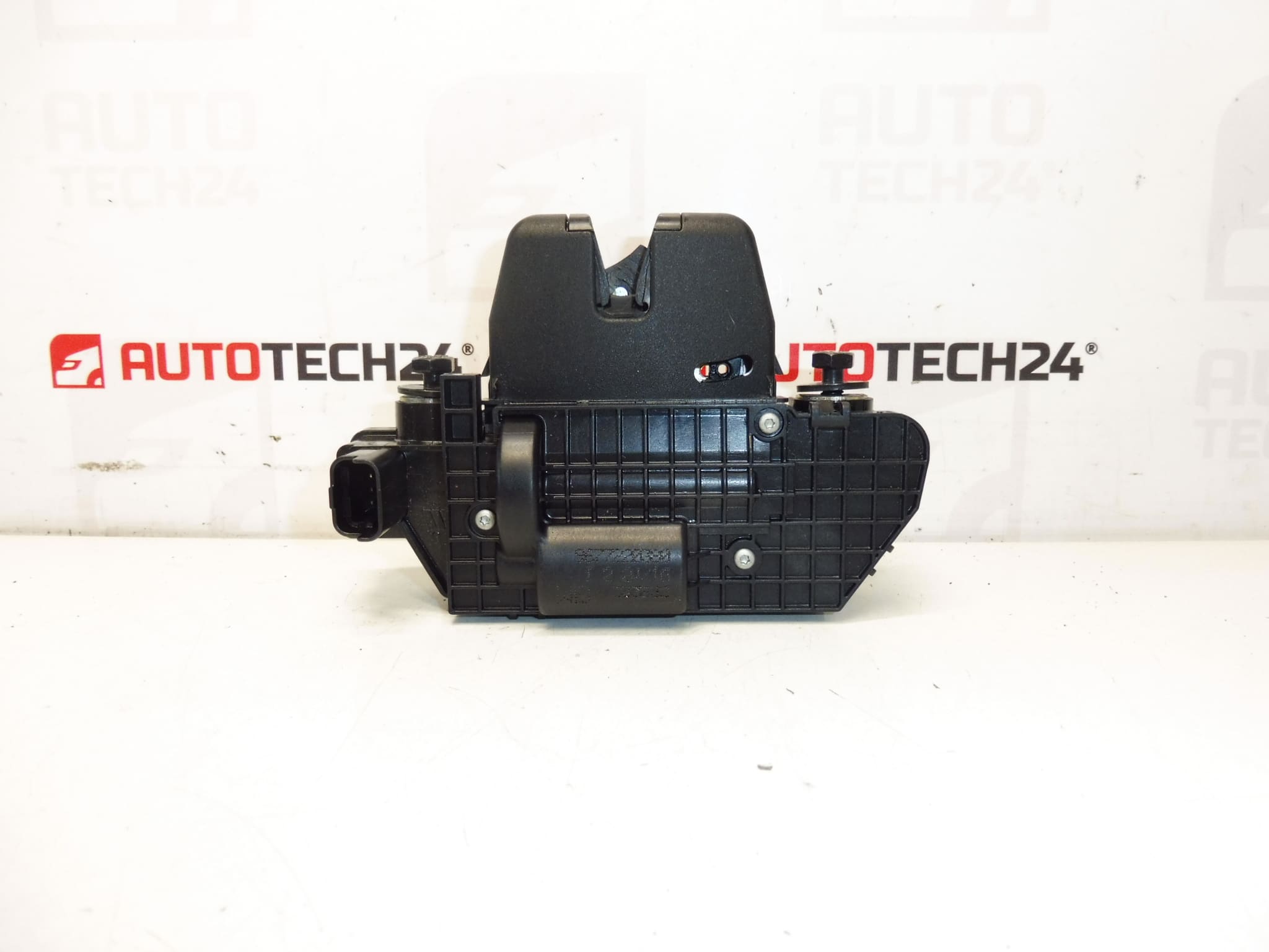 Citroën C-Elysée Peugeot 301 967220380 rear lid lock