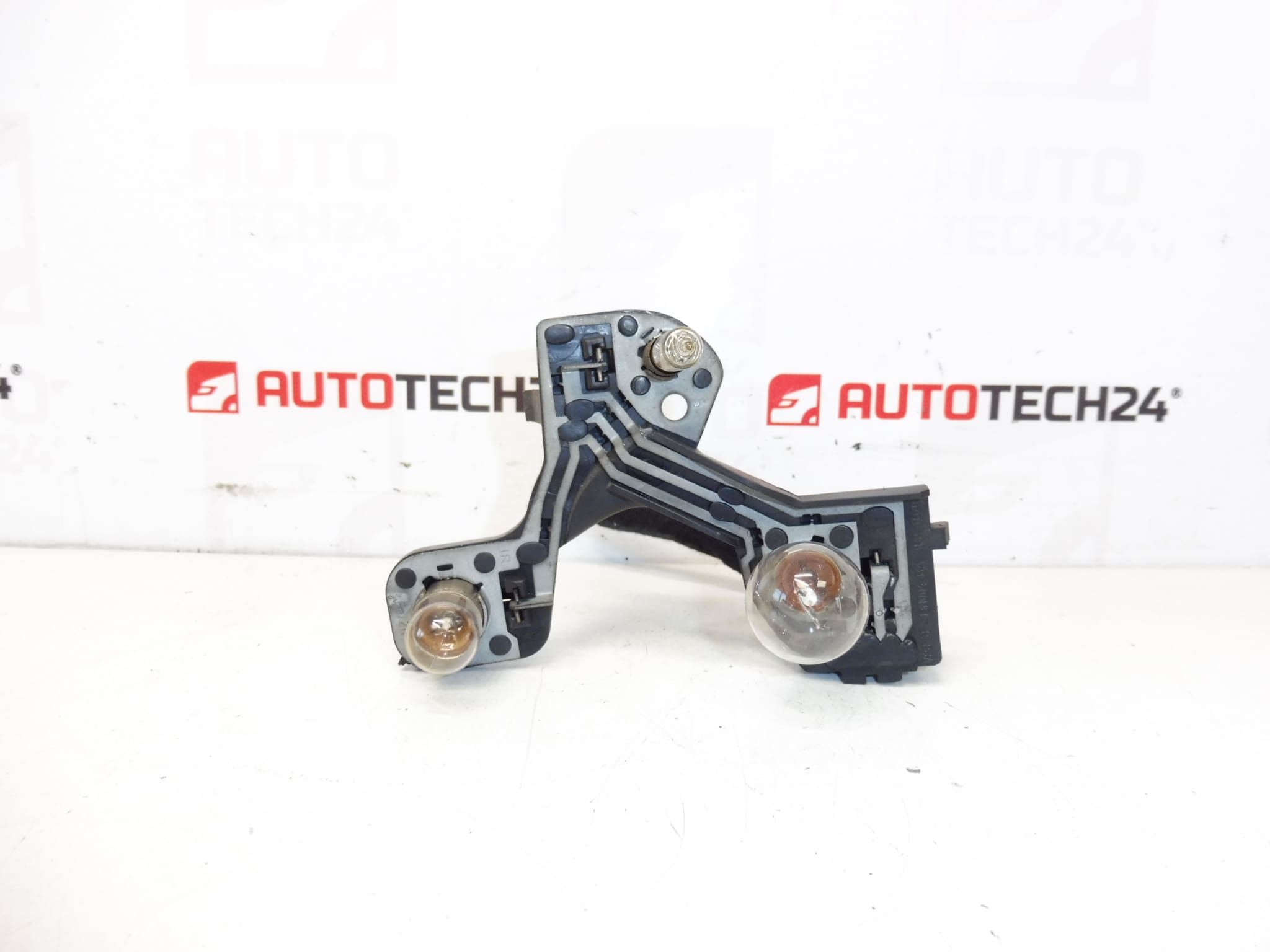 Party for rear light inner Citroën C5 x7 9671811380 6350JR