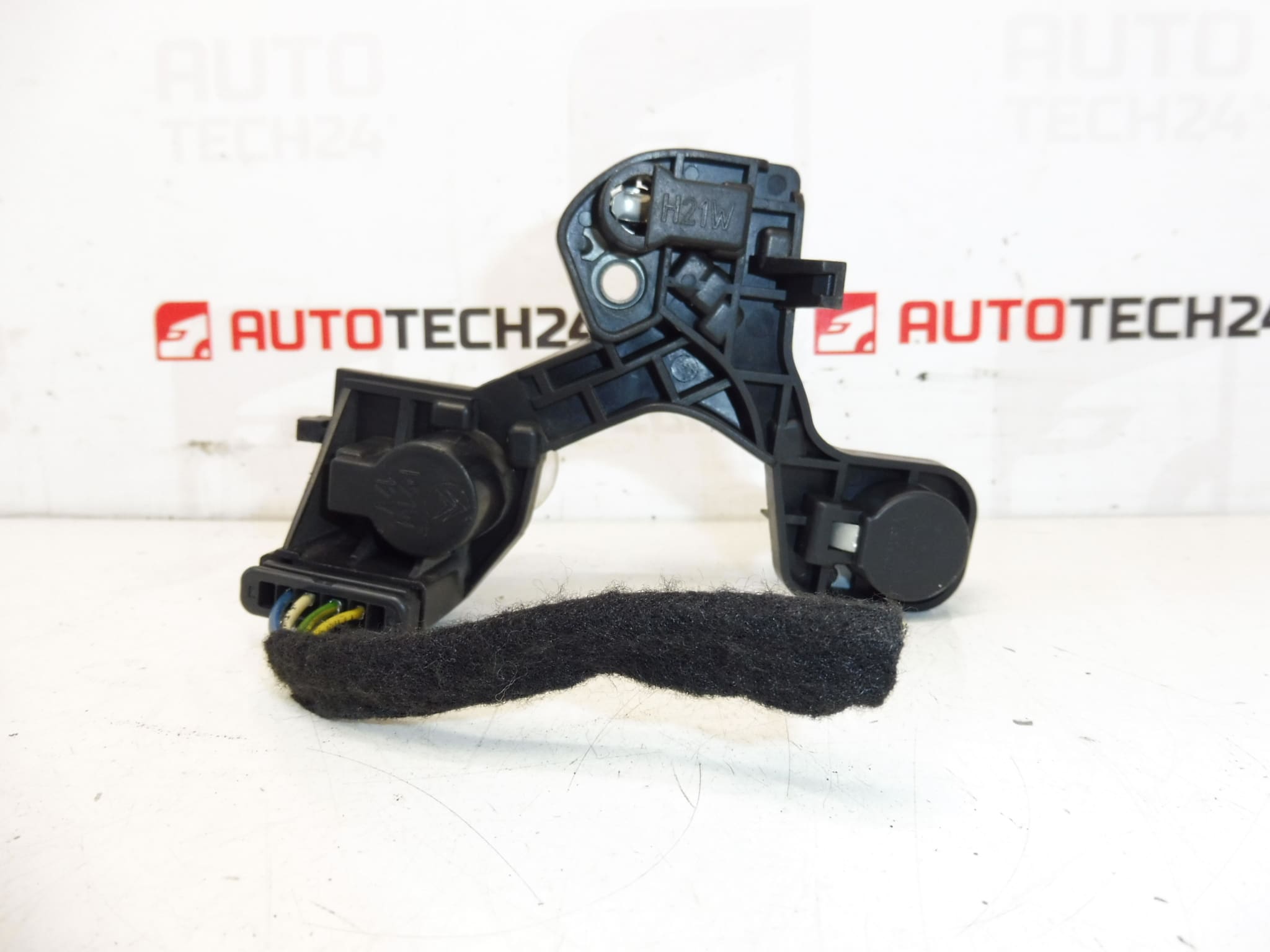 Socket for Inner Rear Light Citroën C5 X7 9671811380 6350JR - Image 2