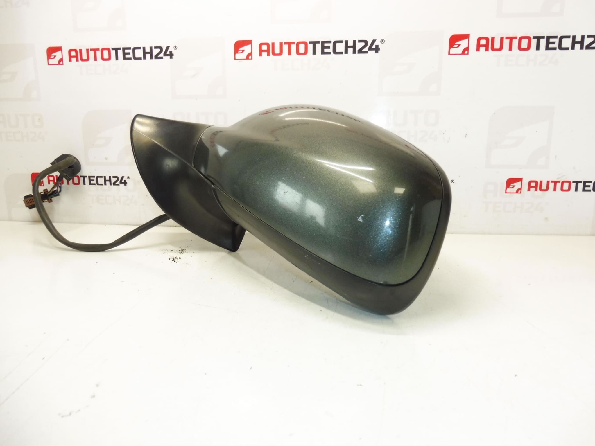 Left rear view mirror EZQC Peugeot 407 96456984XT 8149VG