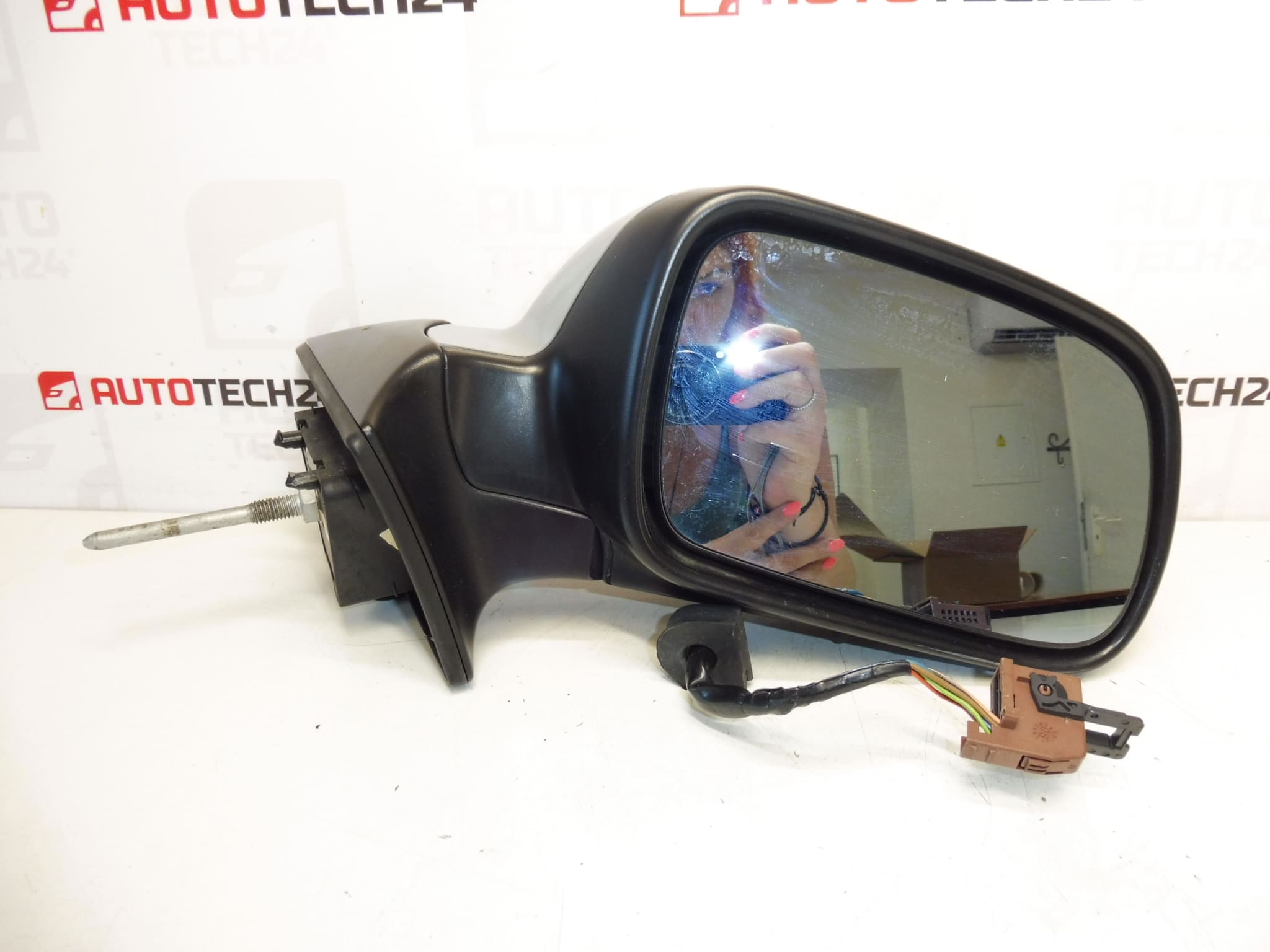 Right Side Rearview Mirror EZRC Peugeot 407 96457000XT 8149VA - Image 2