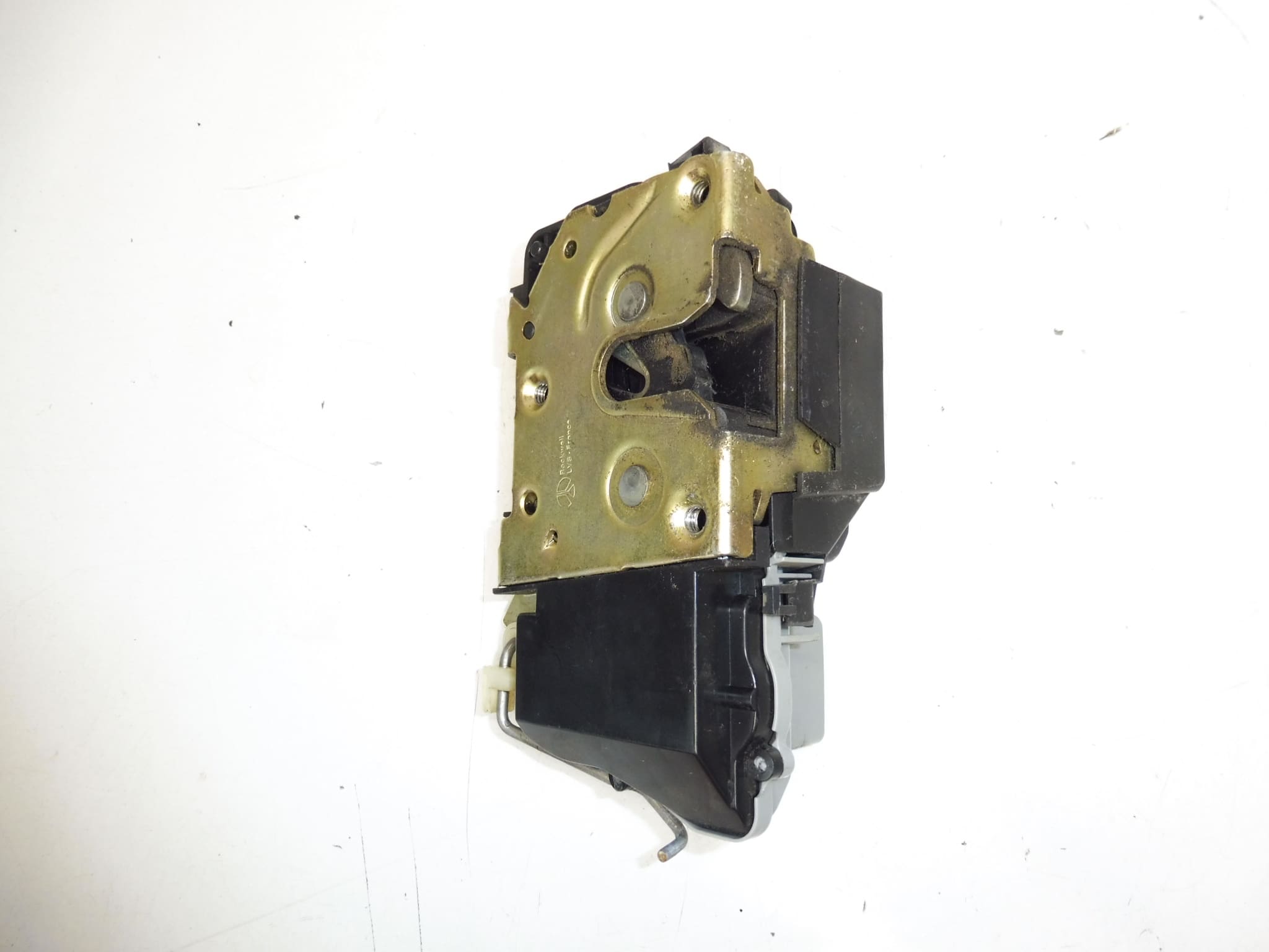 Right Front Passenger Door Lock For Peugeot 307 9136L2 - Image 2