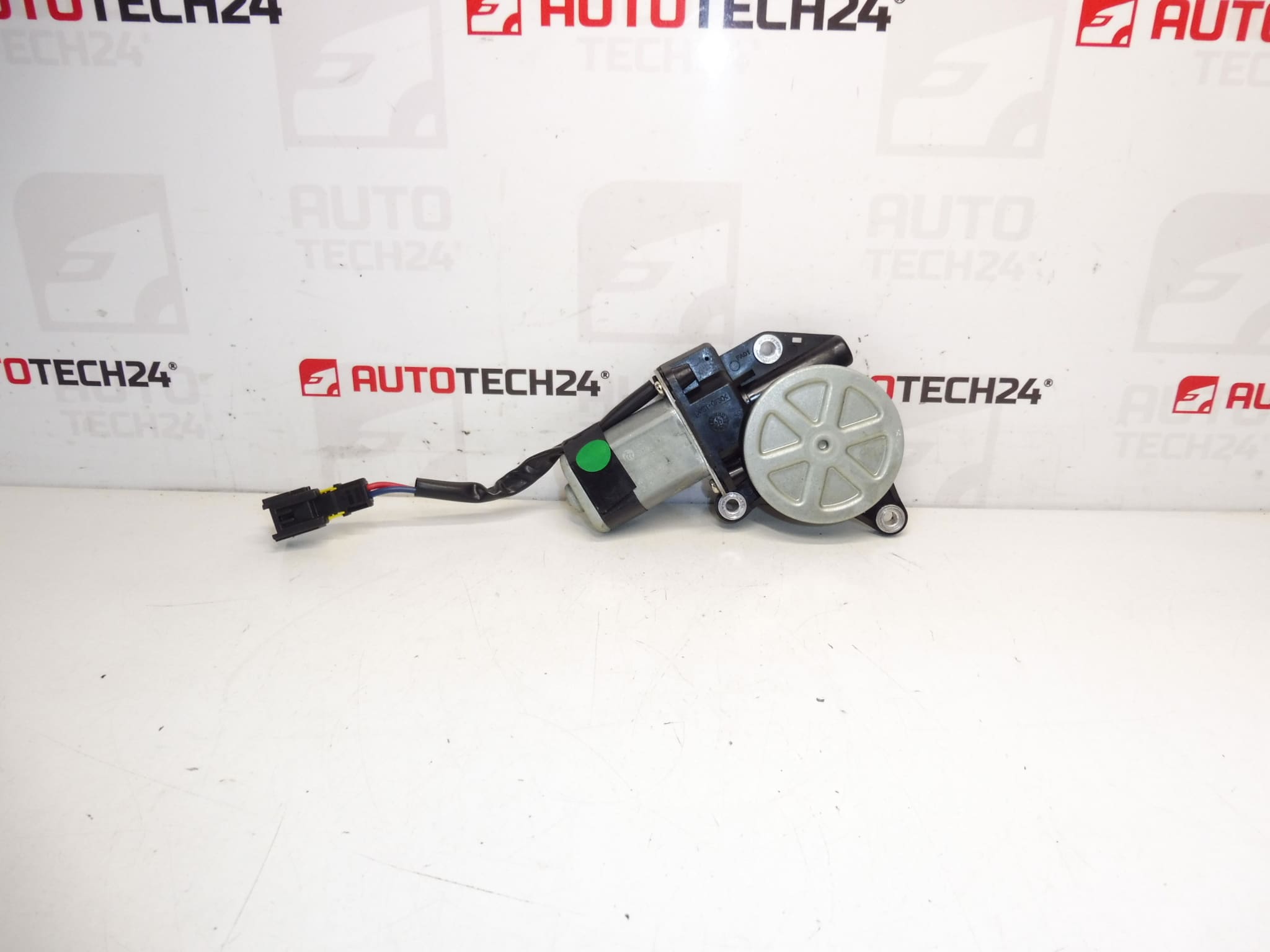 Citroën Peugeot 8401qx electric motor