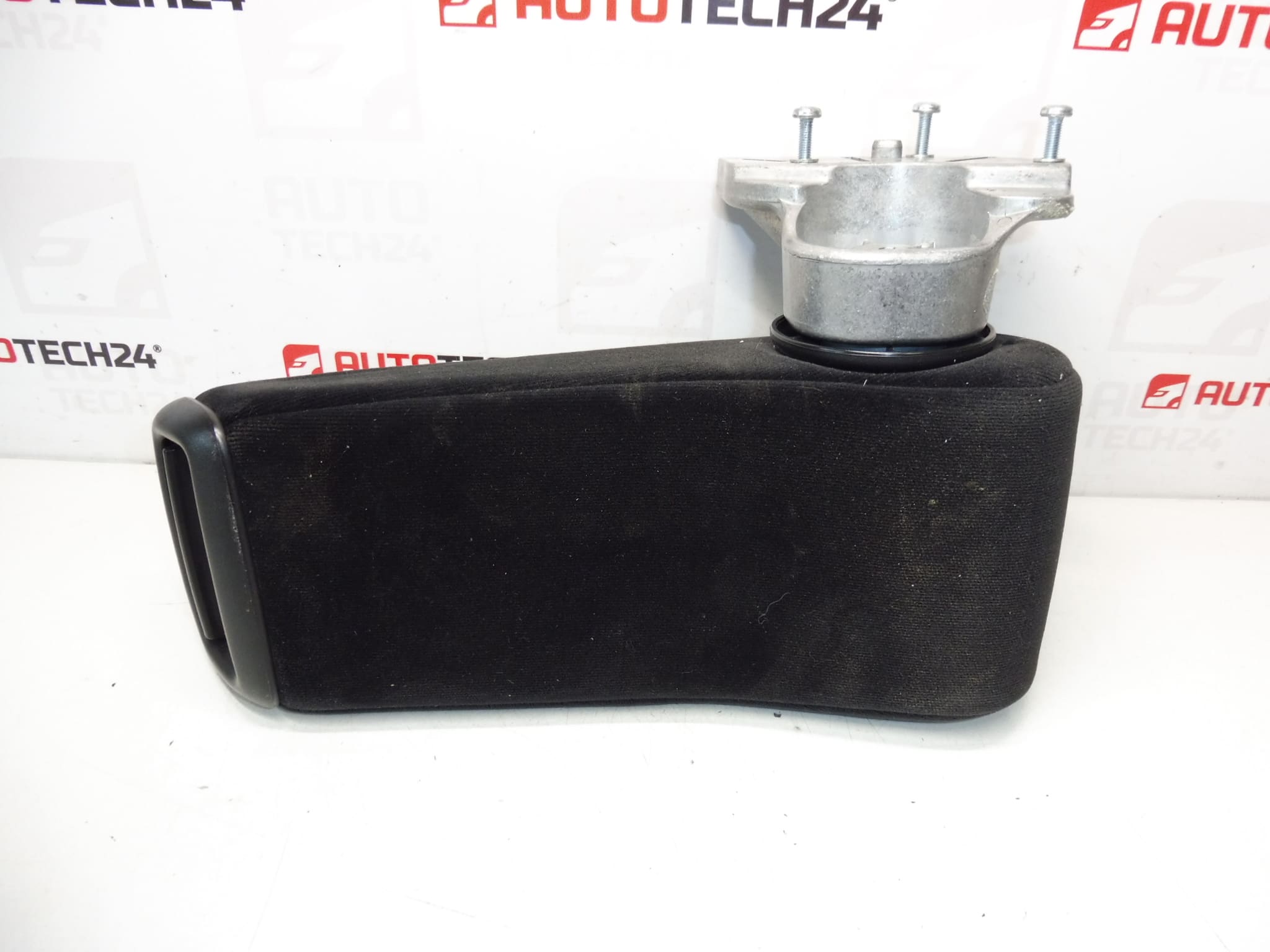 Citroën C3 Picasso Armrest 883152 - Image 2