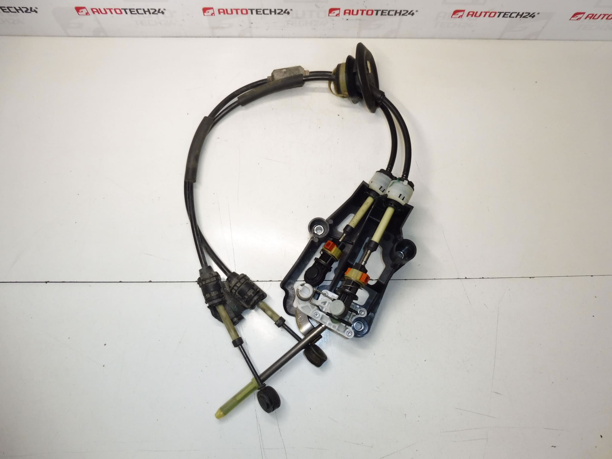 Citroën C3 Picasso 9803397380 2400LP shift lever