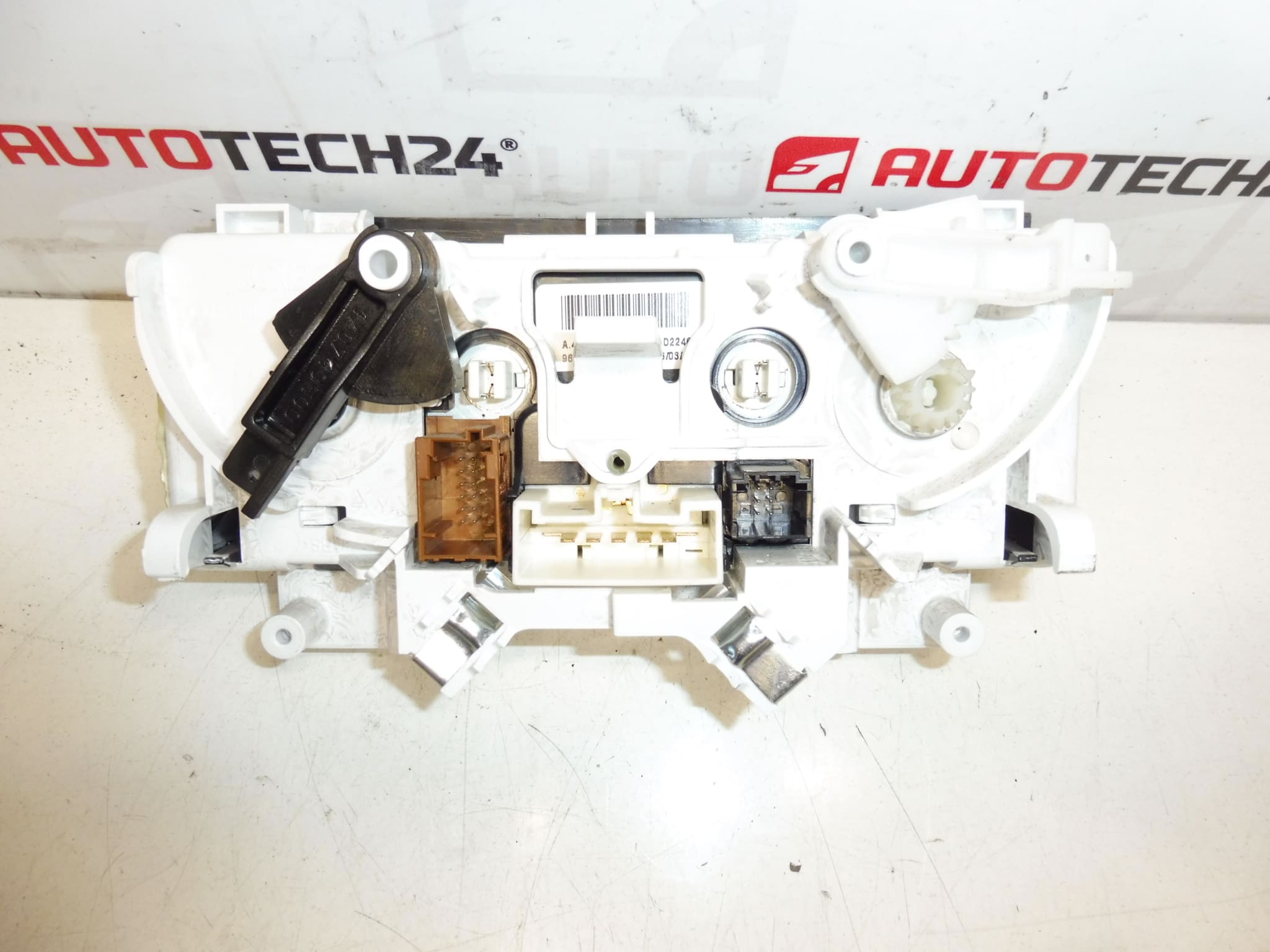 Heater Control Switch Citroën Berlingo Peugeot 9804091180 - Image 2