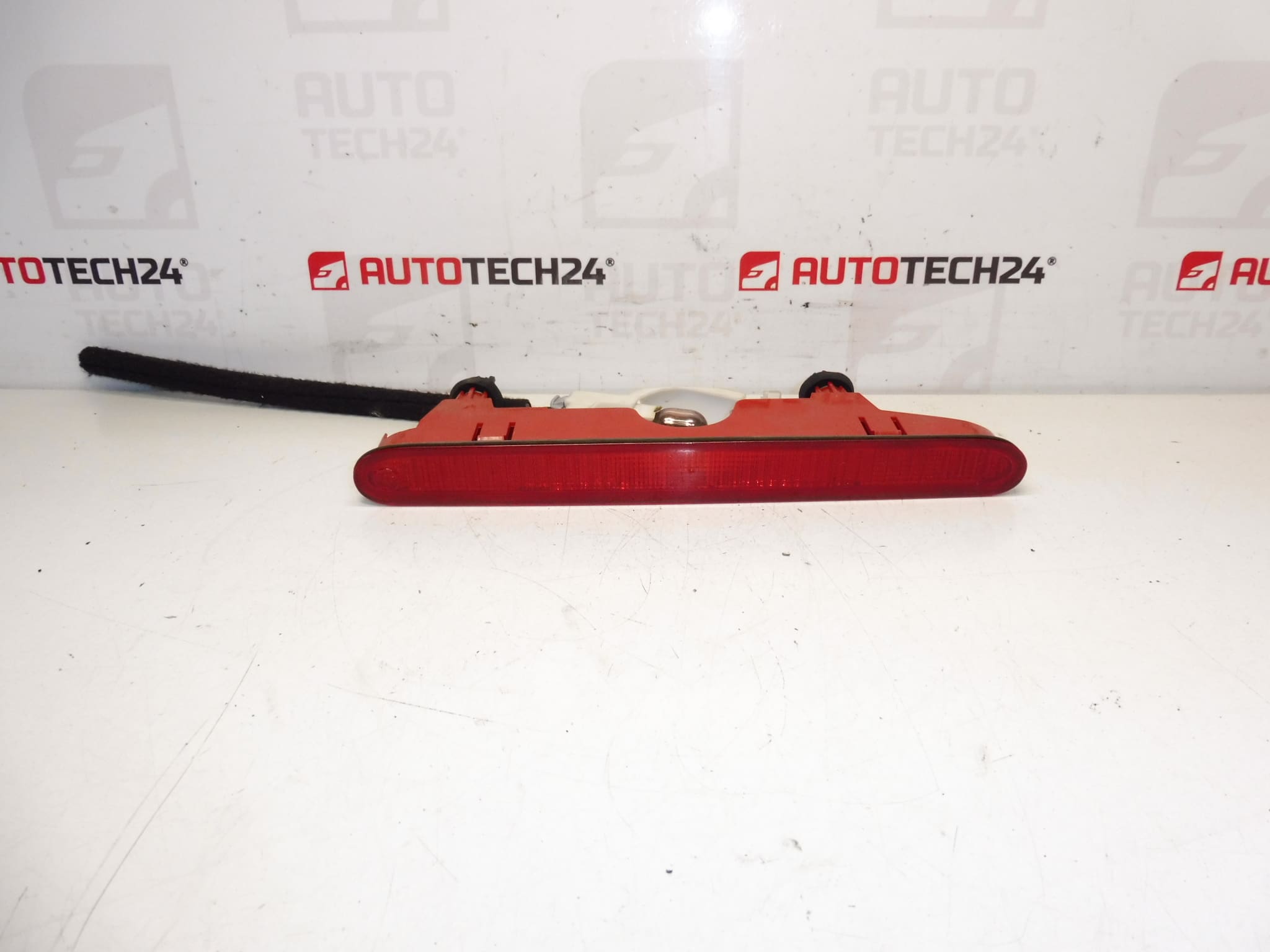 The third brake light Peugeot Citroën 9682830180 968528980 6351FE