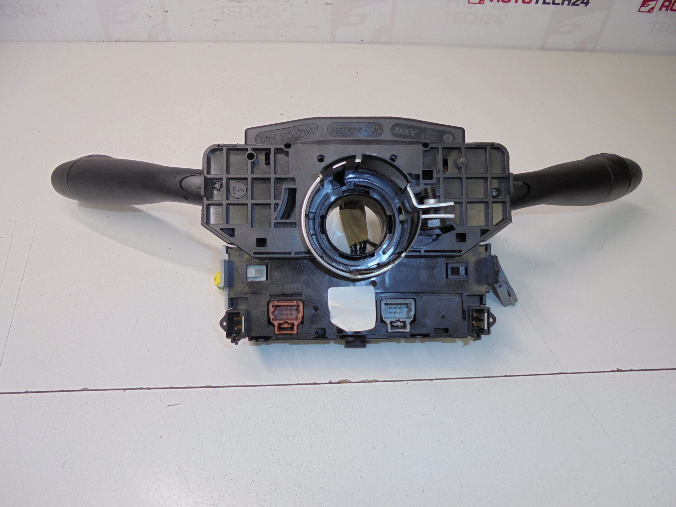 Drivers Citroën Peugeot 96605679XT 6239Q1