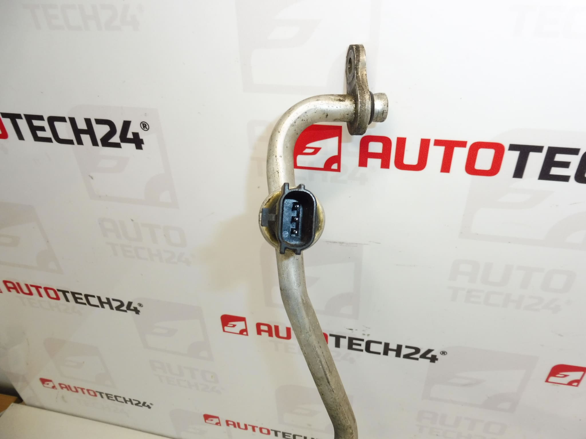 Climate pipe Peugeot 4007 Citroën C-Crosser 1606380480 - Image 2