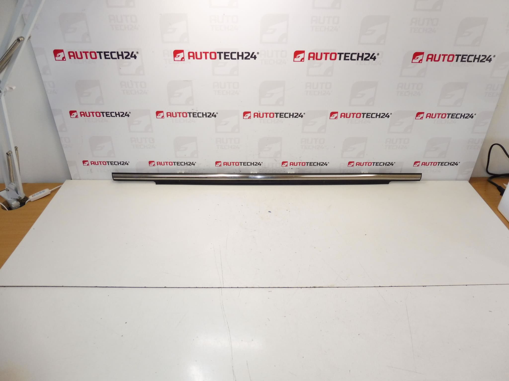 Left front door bar Citroen C-Crosser Peugeot 4007 9309P0