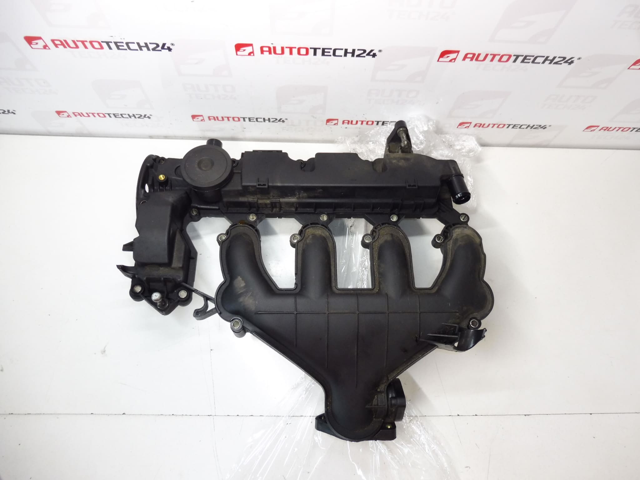 Cylinder head lid 2.0 HDI 9662688980 0248Q6