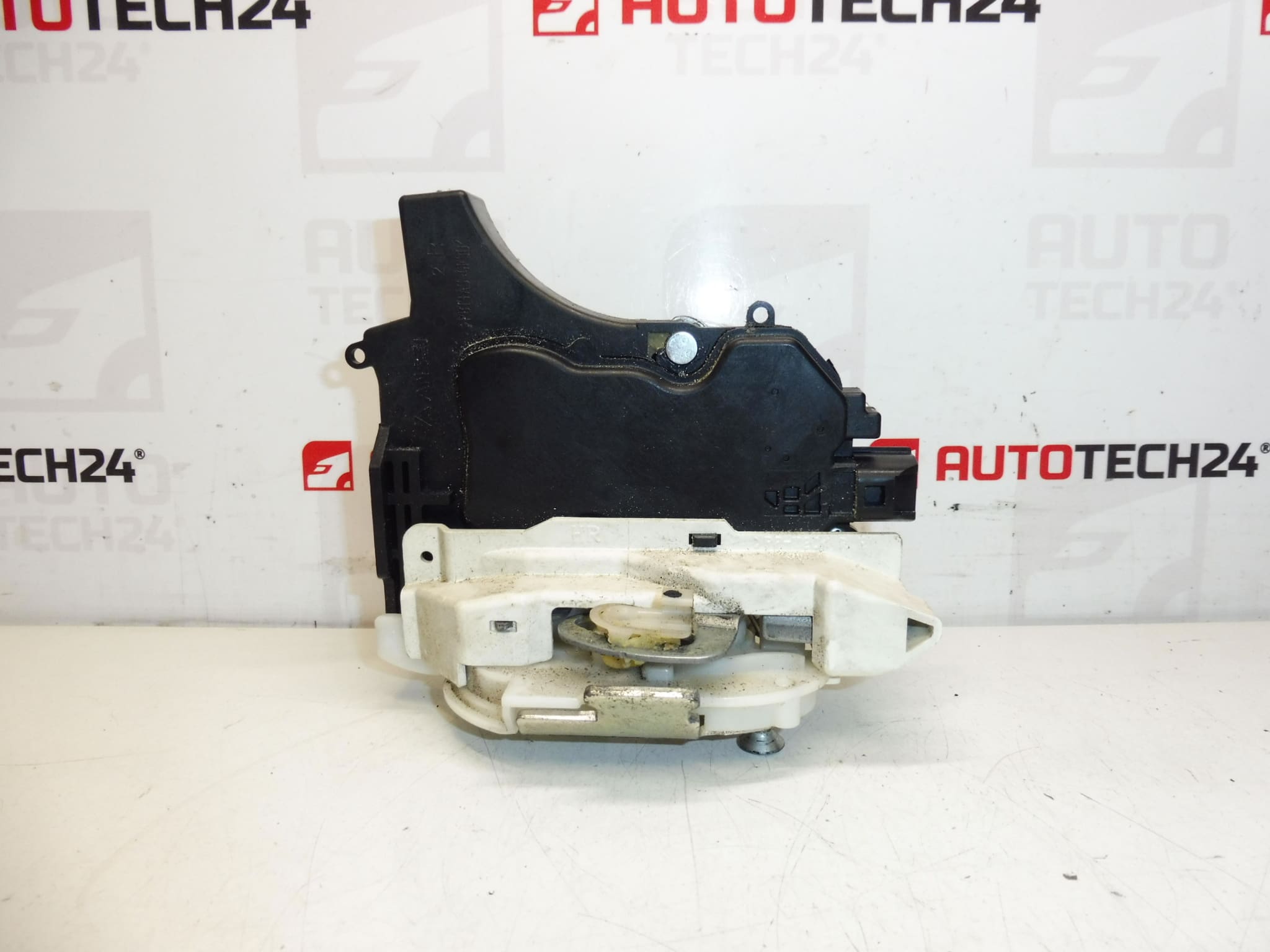 Citroën C-Crosser Peugeot 4007 9138Q6 rear door lock