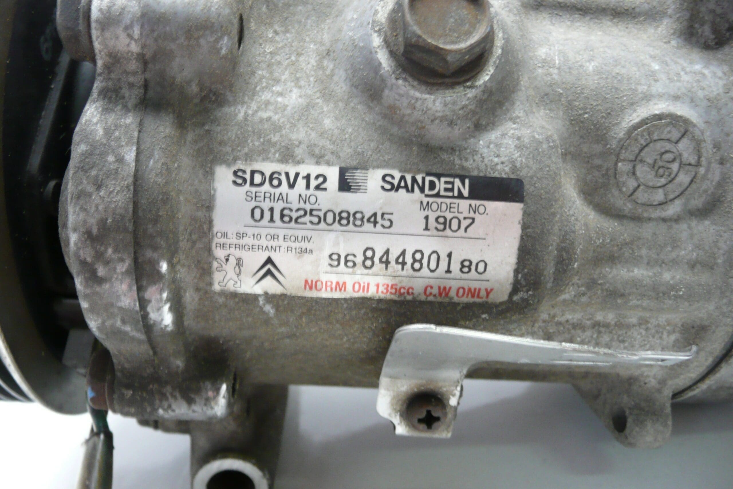 Air conditioning compressor Sanden SD6V12 1907 Citroën Peugeot 9684480180 6453XP - Image 2