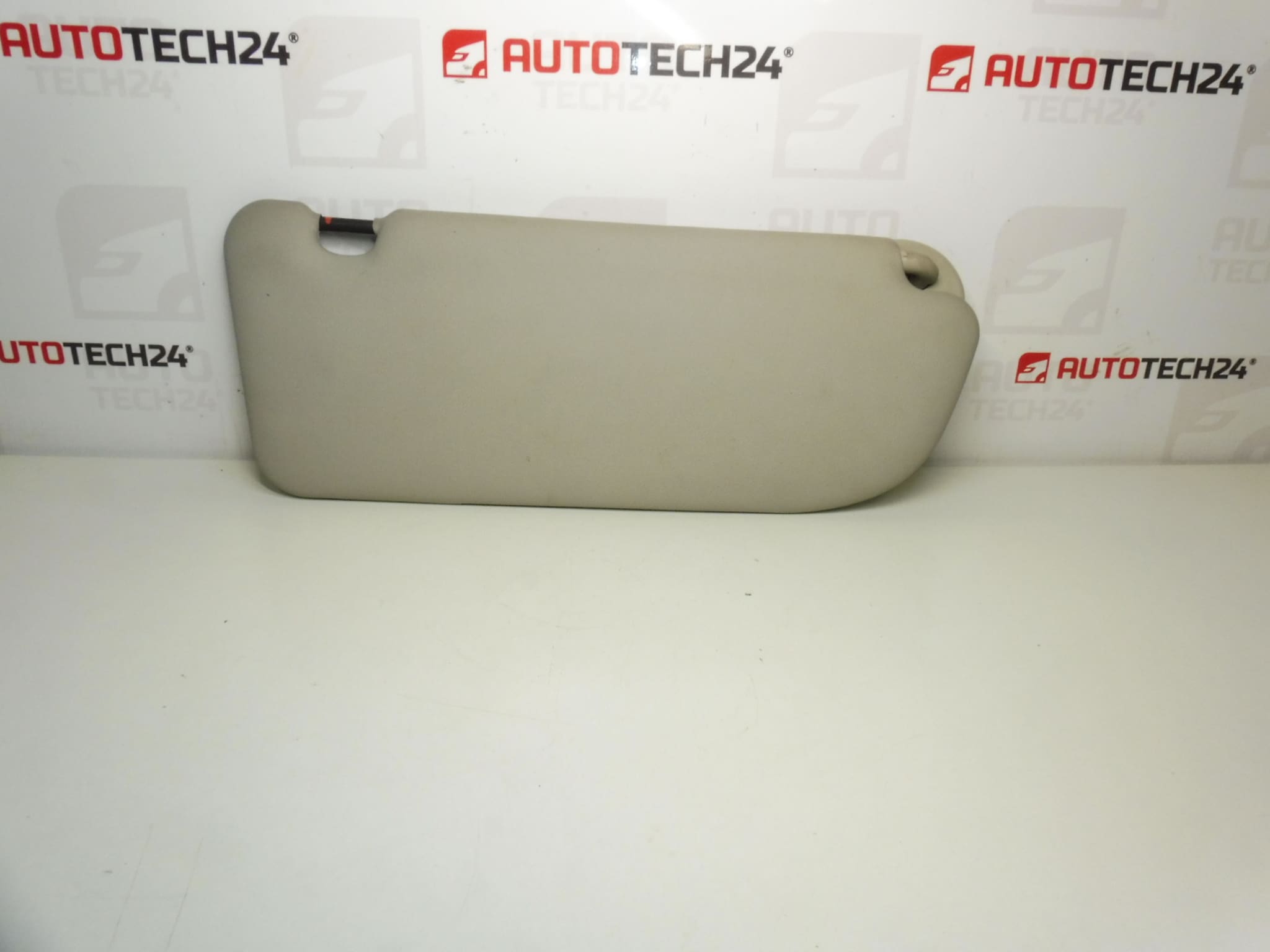 The drone of the Citroën Xsara 8143FC driver