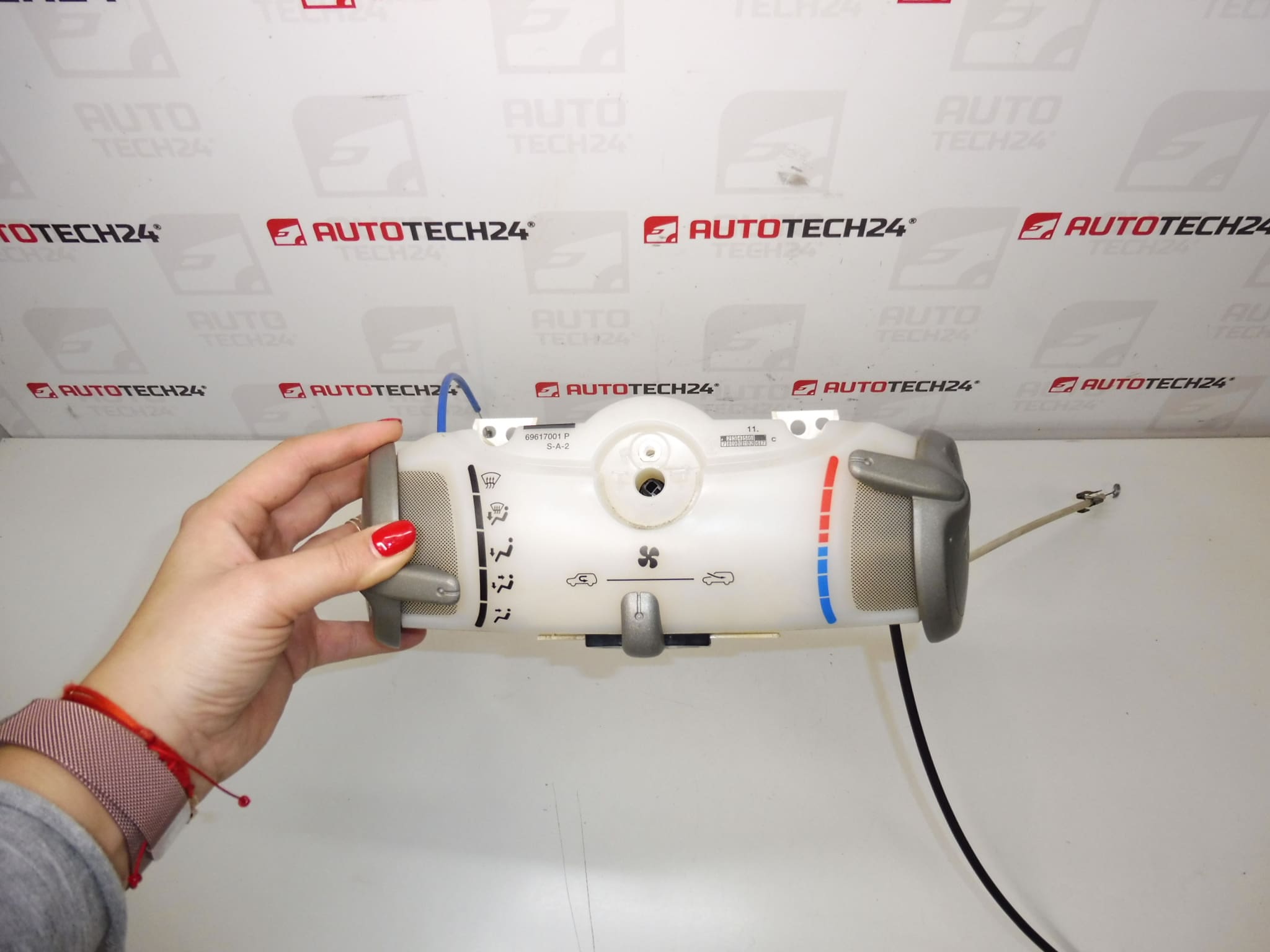 Air conditioning control Citroën Peugeot 55900-0H040 55900-0H020 with rods
