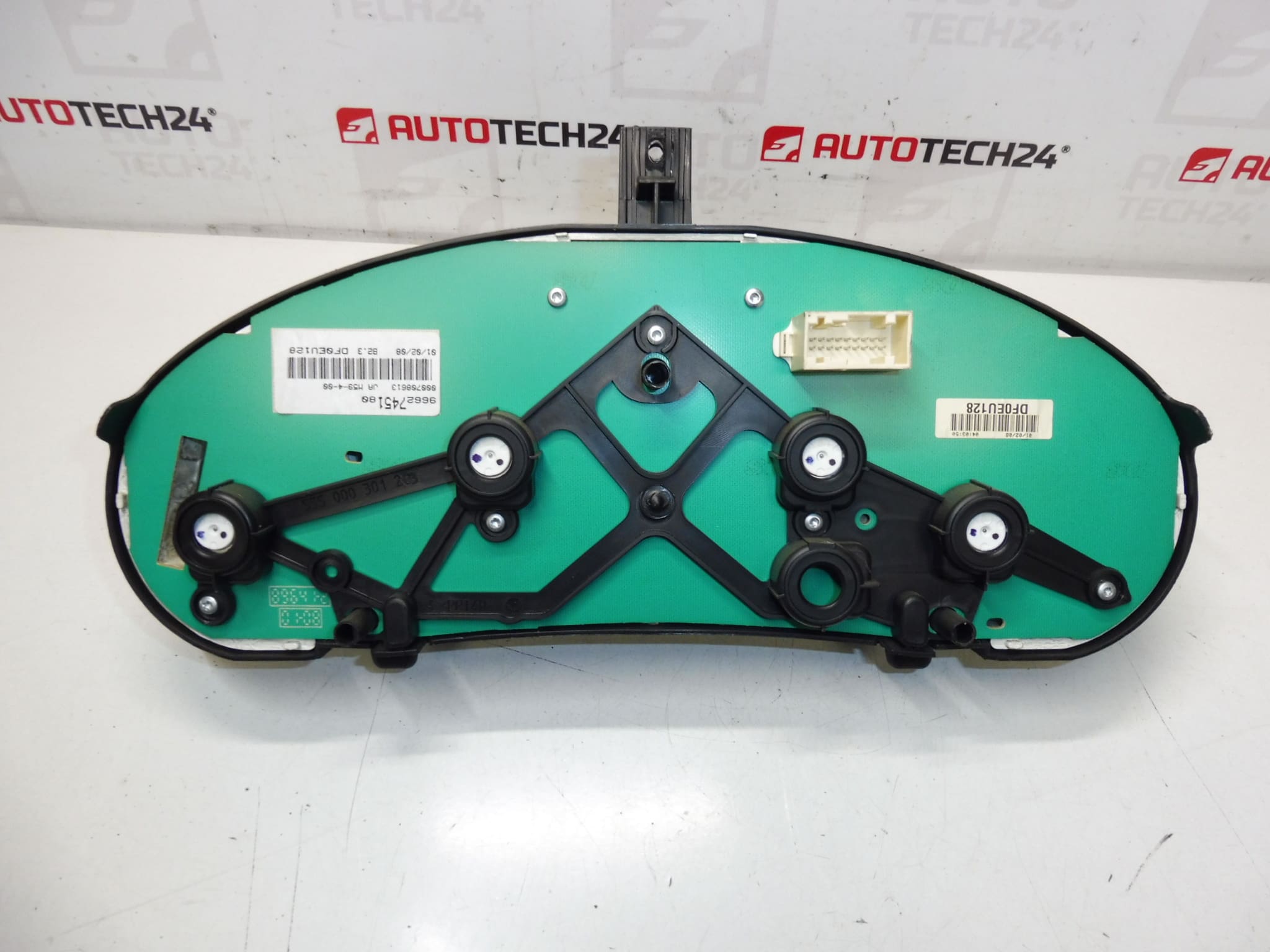 Tachometer Citroën Peugeot mileage 151000 km 9662745180 6105V8 - Image 2