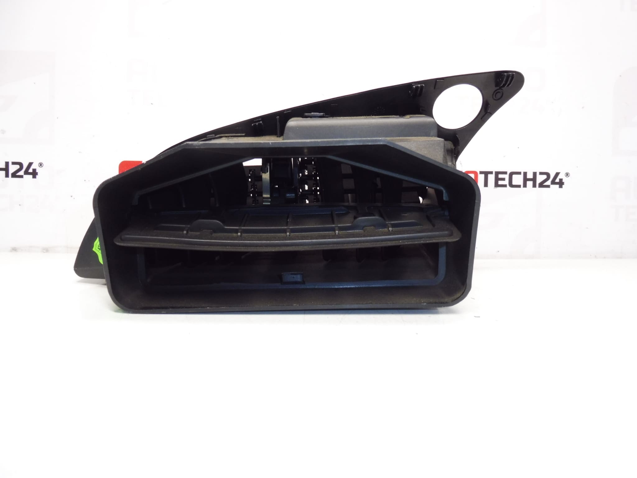 Ventilation opening Citroën Xsara 8264W0 - Image 2