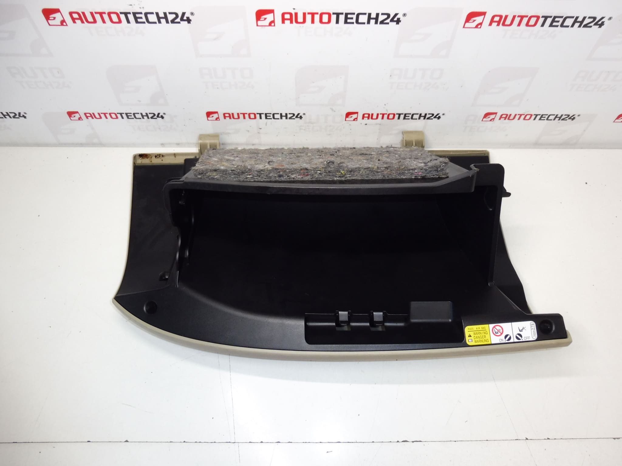 Citroën C-Crosser Peugeot 4007 8218NF - Image 2