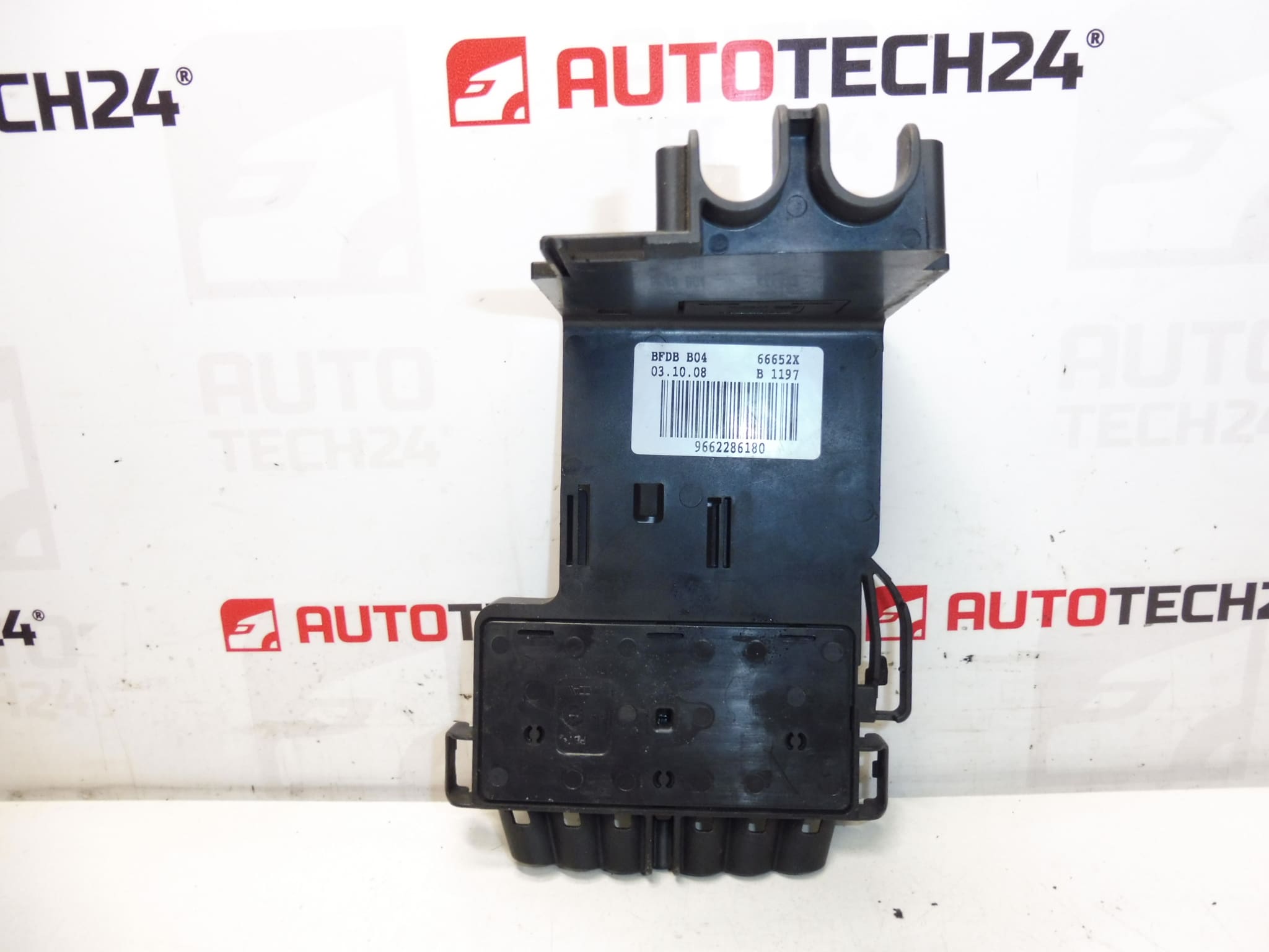 Fuse module Citroën Peugeot 9662286180 6500HC - Image 2