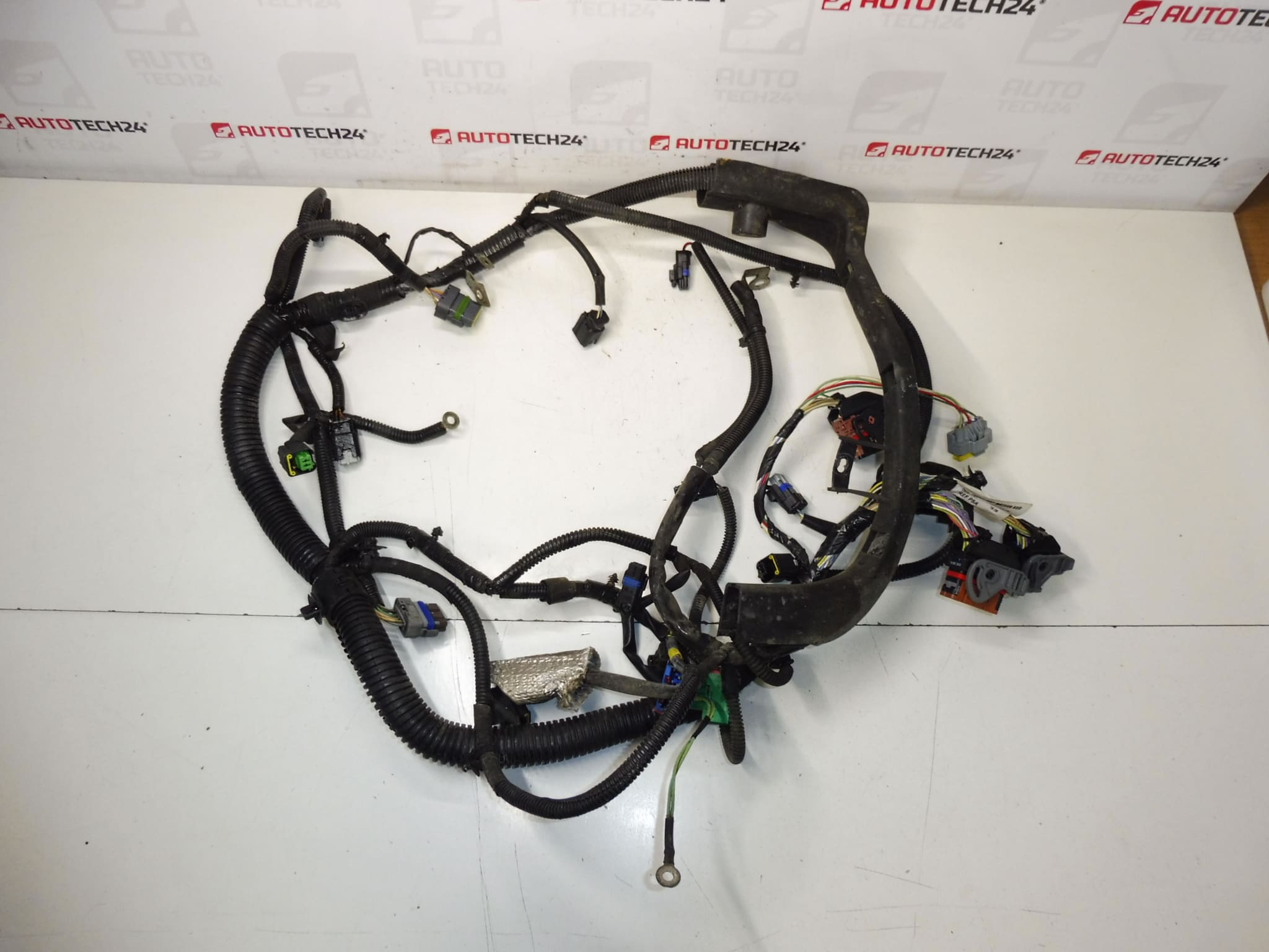 Engine harness 1.4 16V KFU Citroën Peugeot 9685596080 6569VA