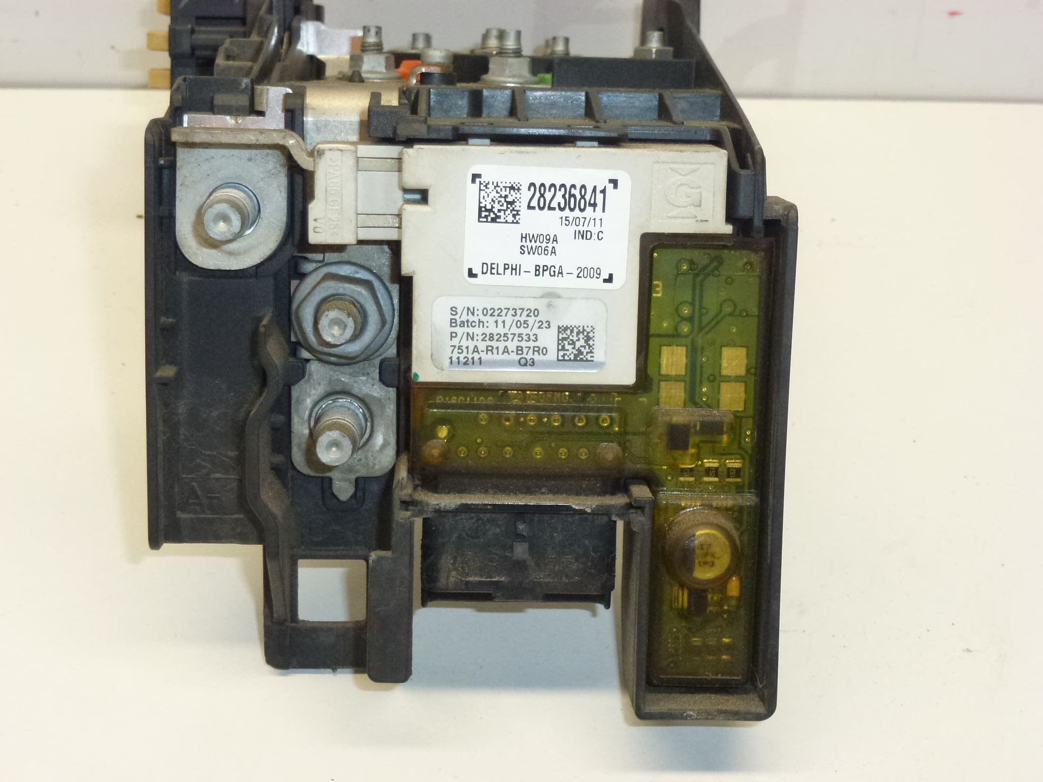 Fuse module Citroën Peugeot 9666527580 28236841 6500GQ