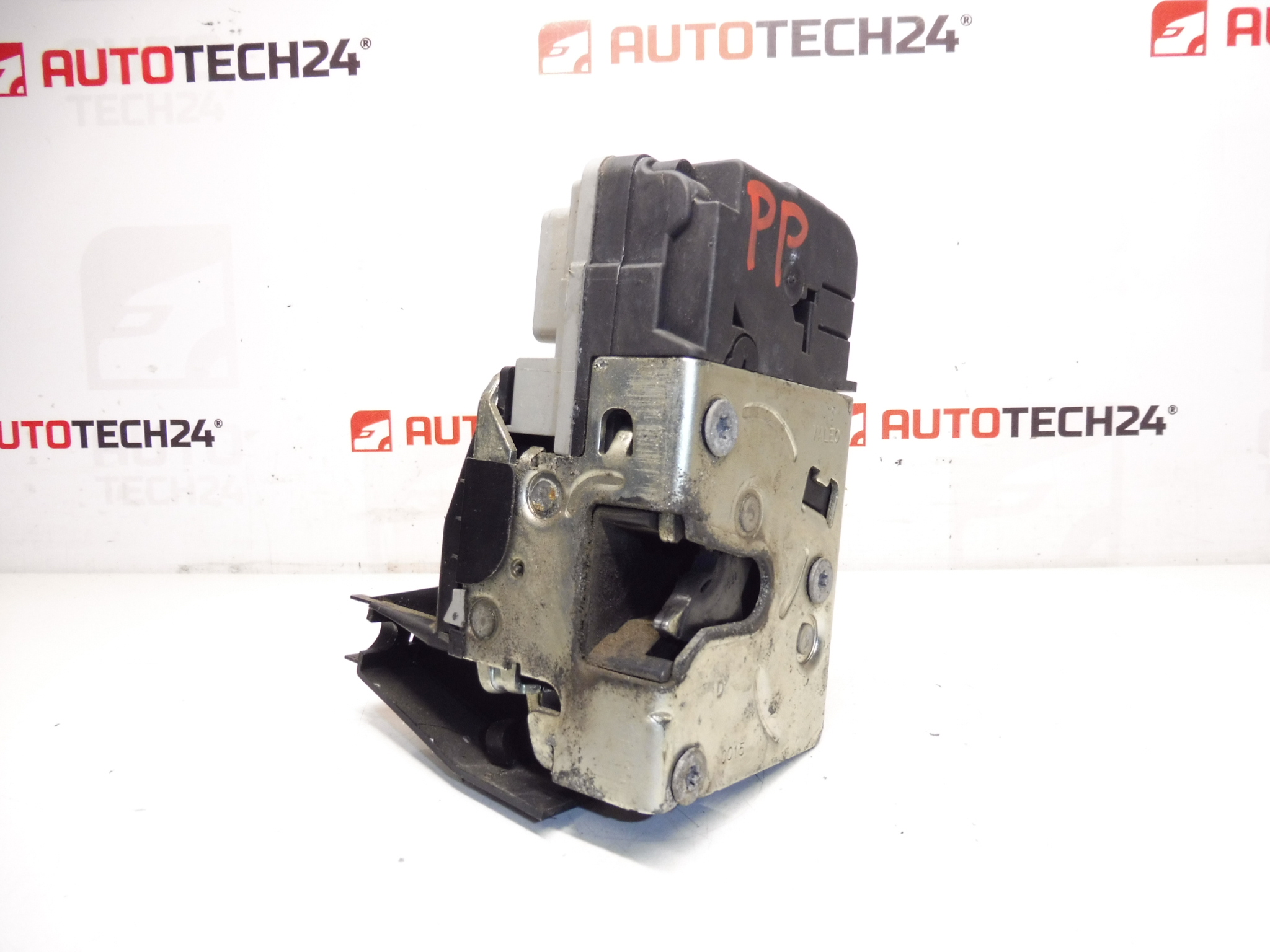 Right Front Passenger Door Lock For Peugeot 307 9136Z9