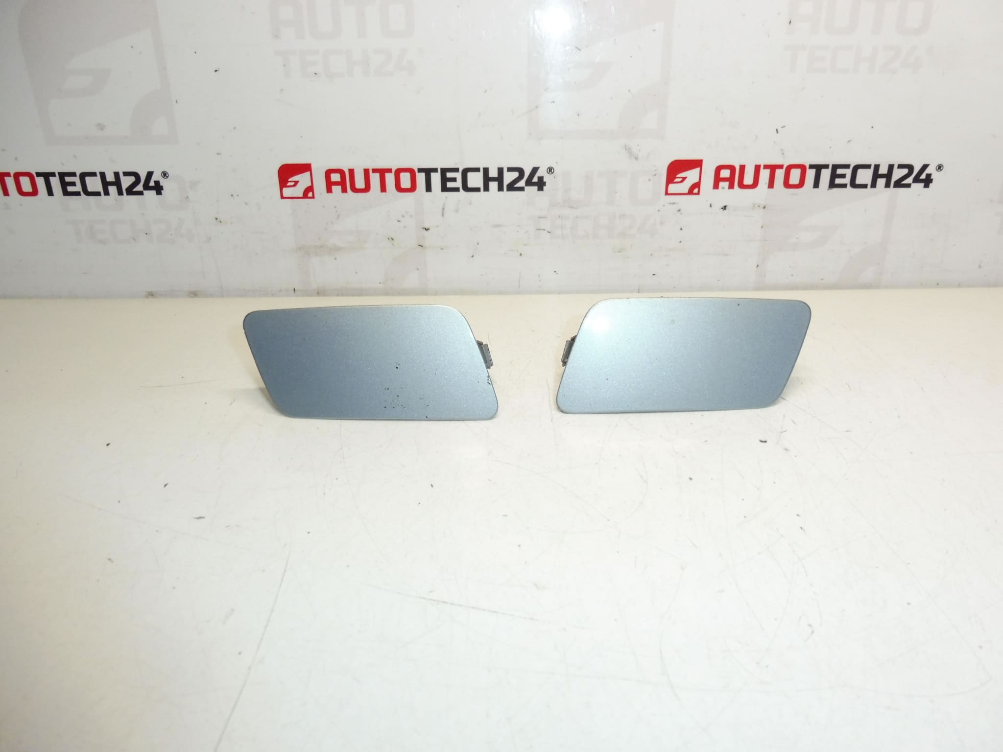 Headlight washer caps EYLC Citroën C5 II 7414JC