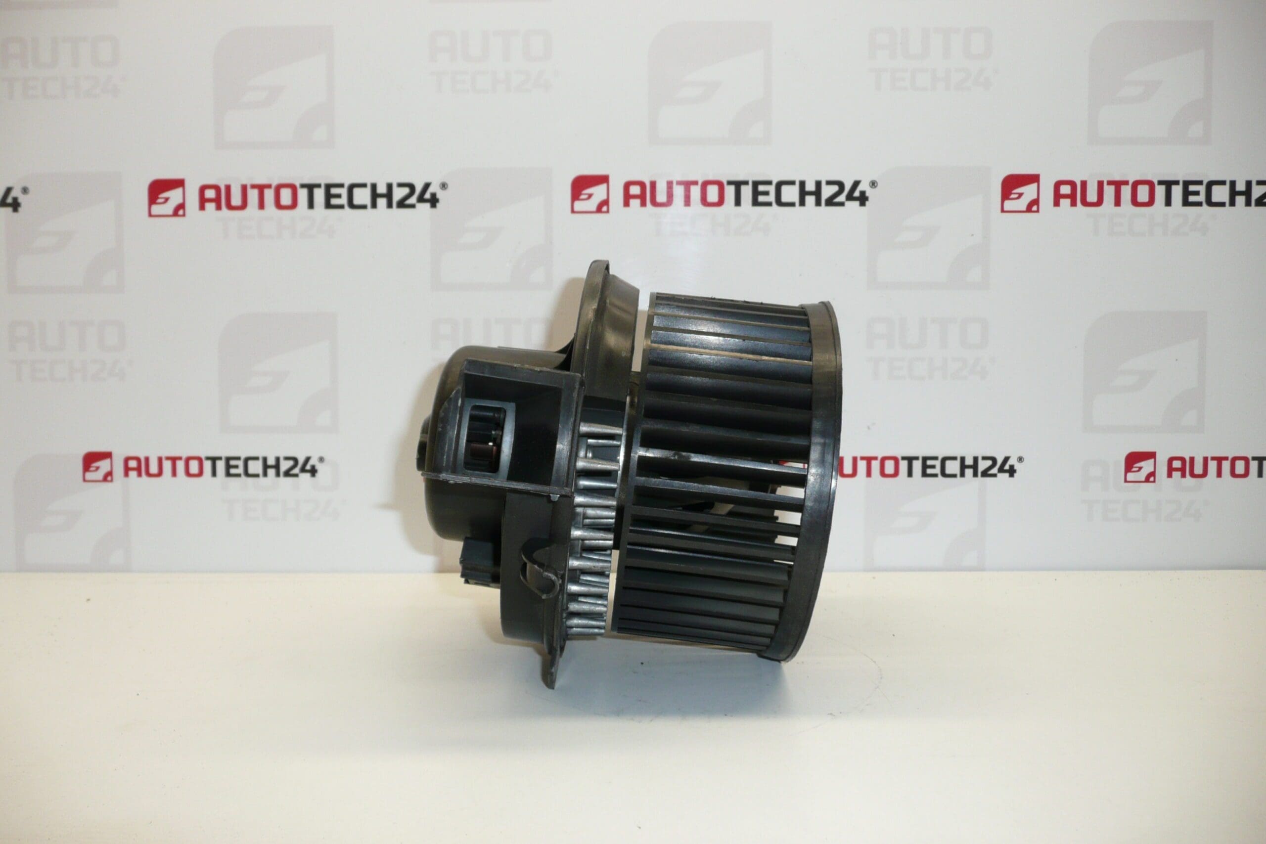 Heater fan Citroën Peugeot 6441K0 - Image 2