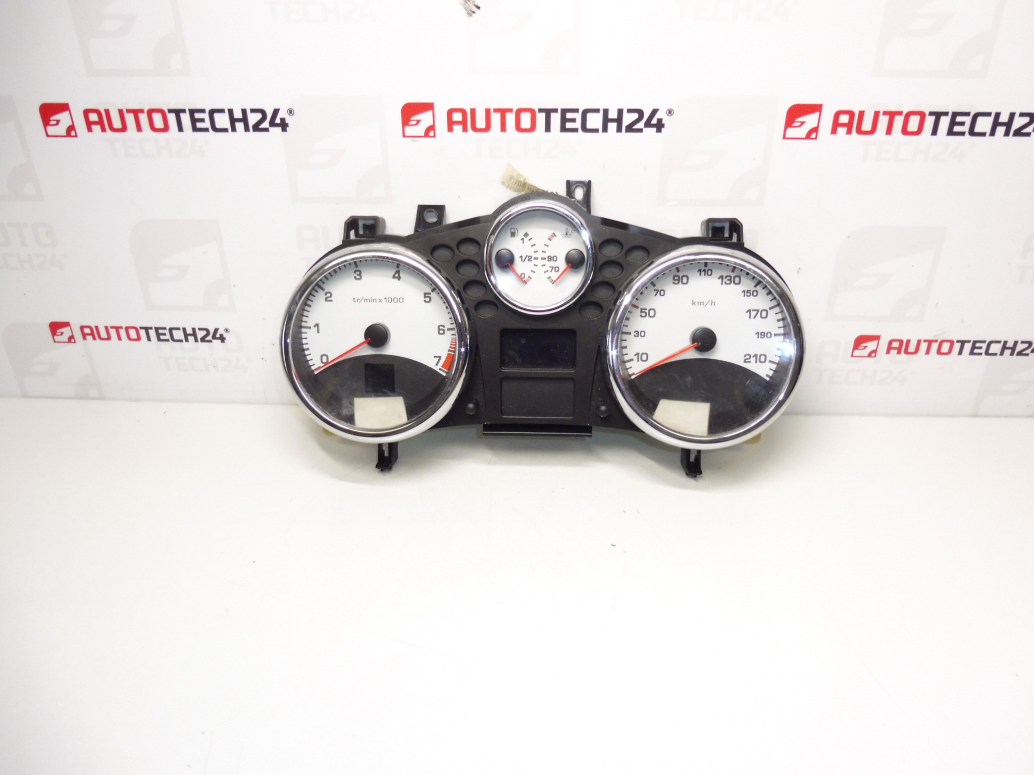 Automatic speedometer 131000 km Peugeot 207 9666818980 6106JP