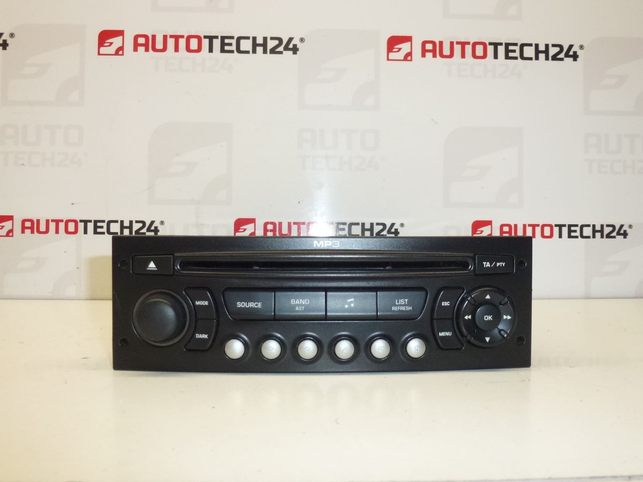 Car radio with CD MP3 Citroën Peugeot 9664769777 657992