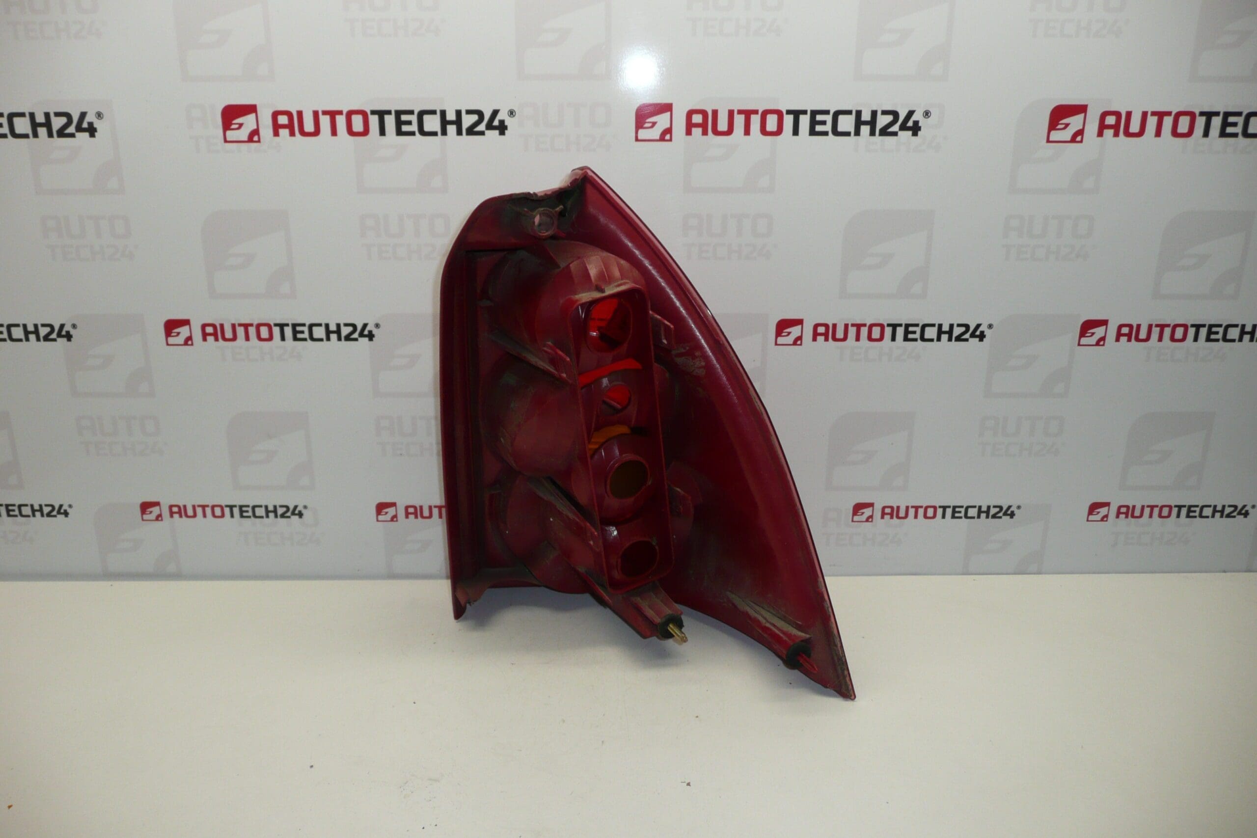 Left rear lamp Peugeot 307 SW 6350Q6 - Image 2