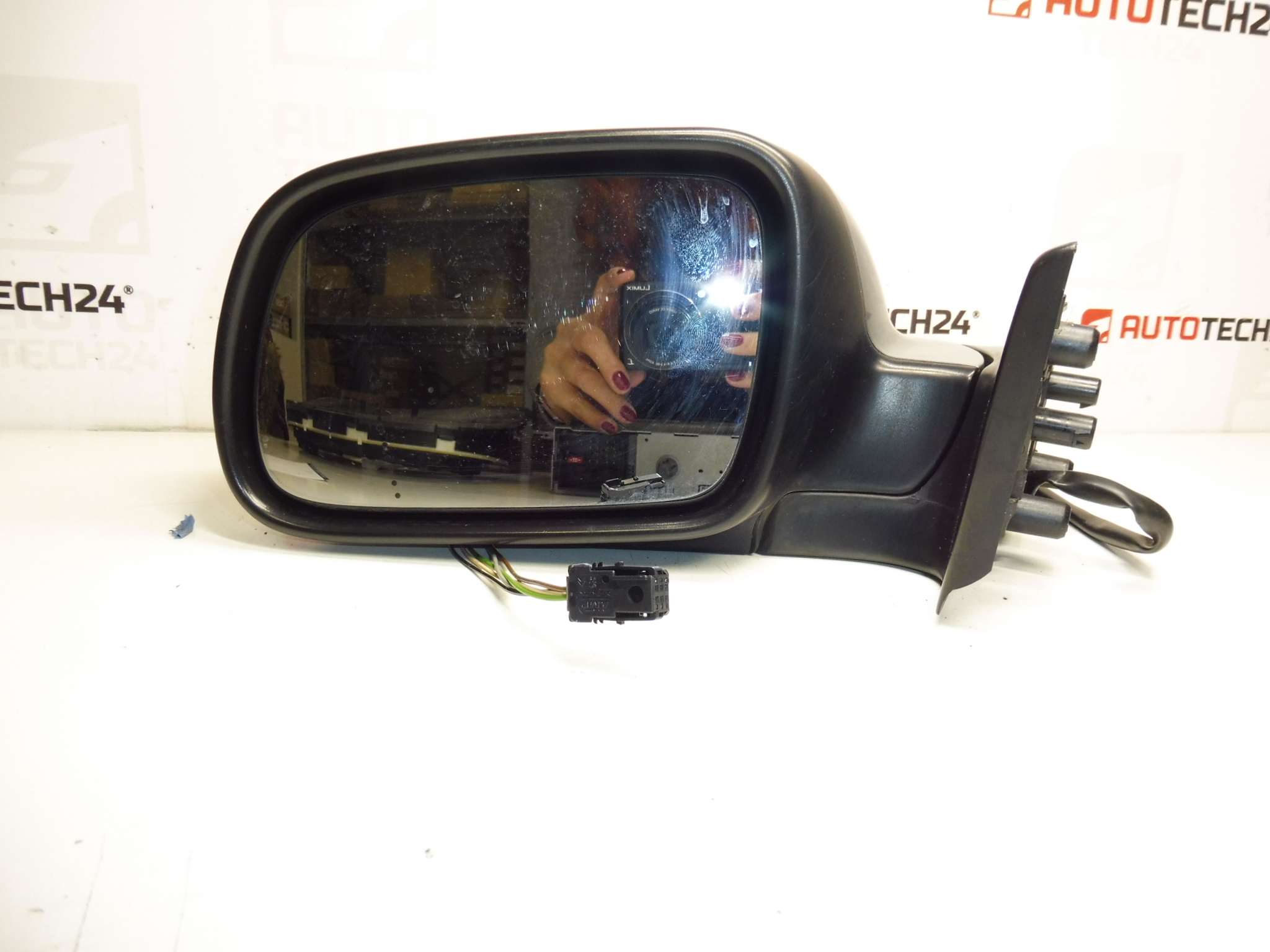 Left mirror Peugeot 307 gray EZAC 8149AW