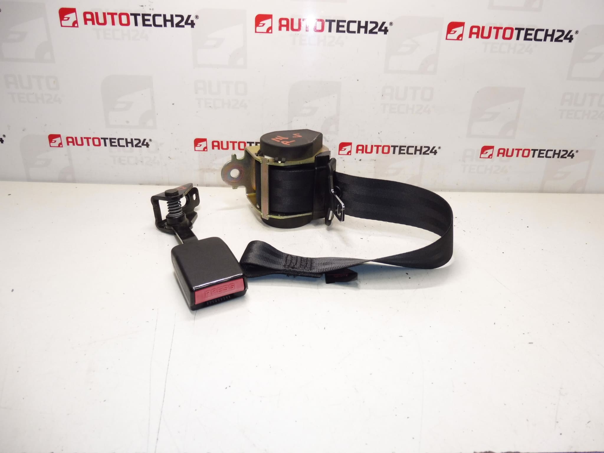 Right rear seat belt Peugeot 307 CC 8974JY