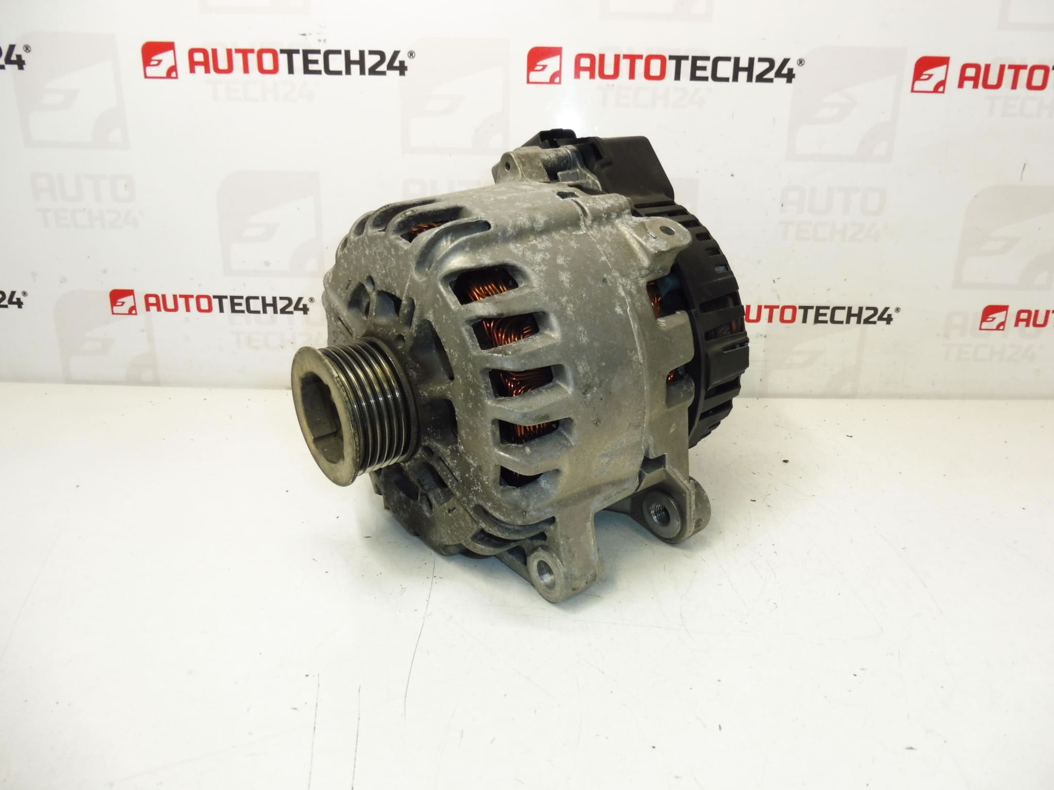 Alternator reverse Valeo Citroën Peugeot 1.6 e-HDI 9675753680 5705PA