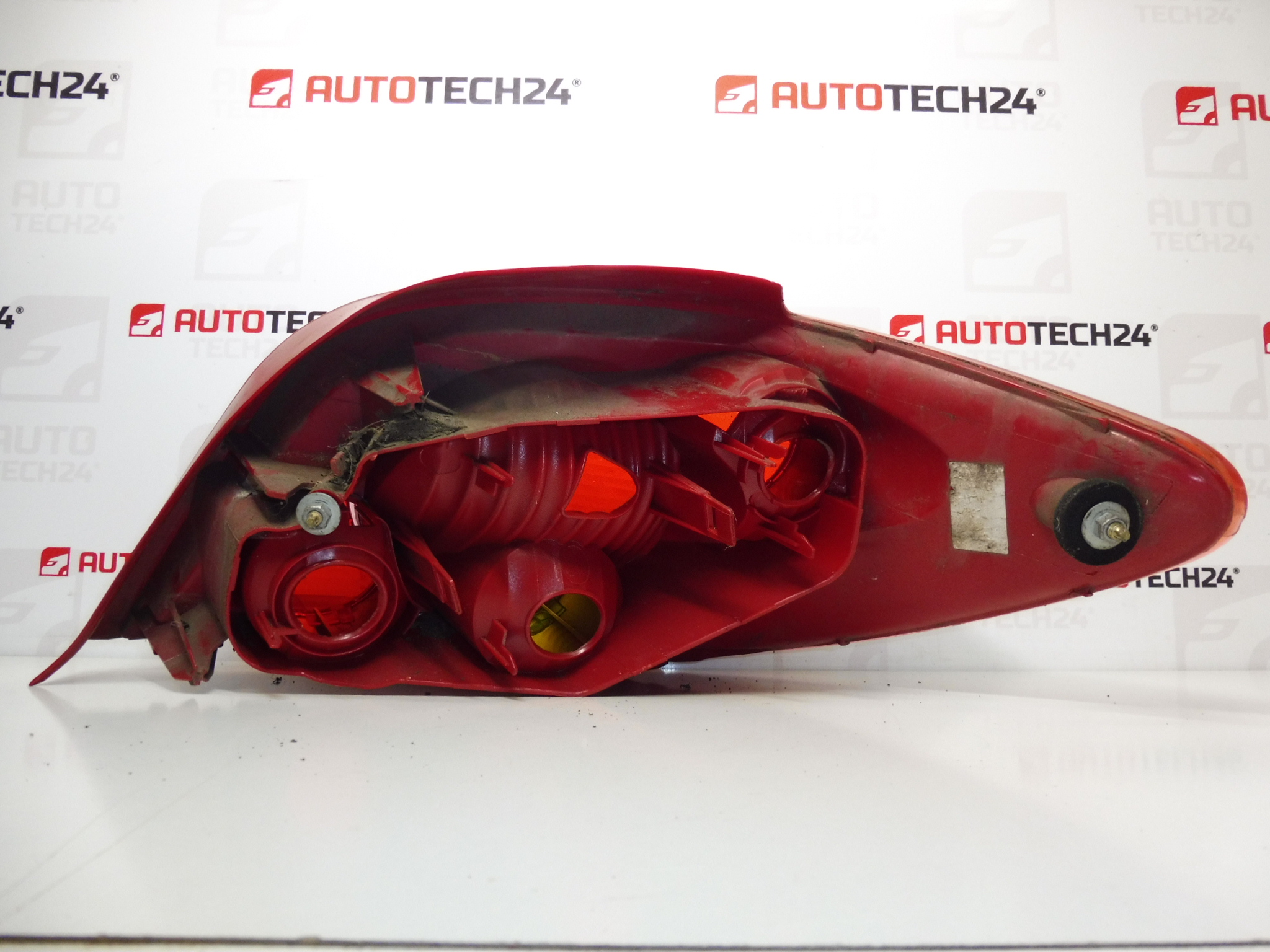 Left Rear Lamp Peugeot 307 6350P4