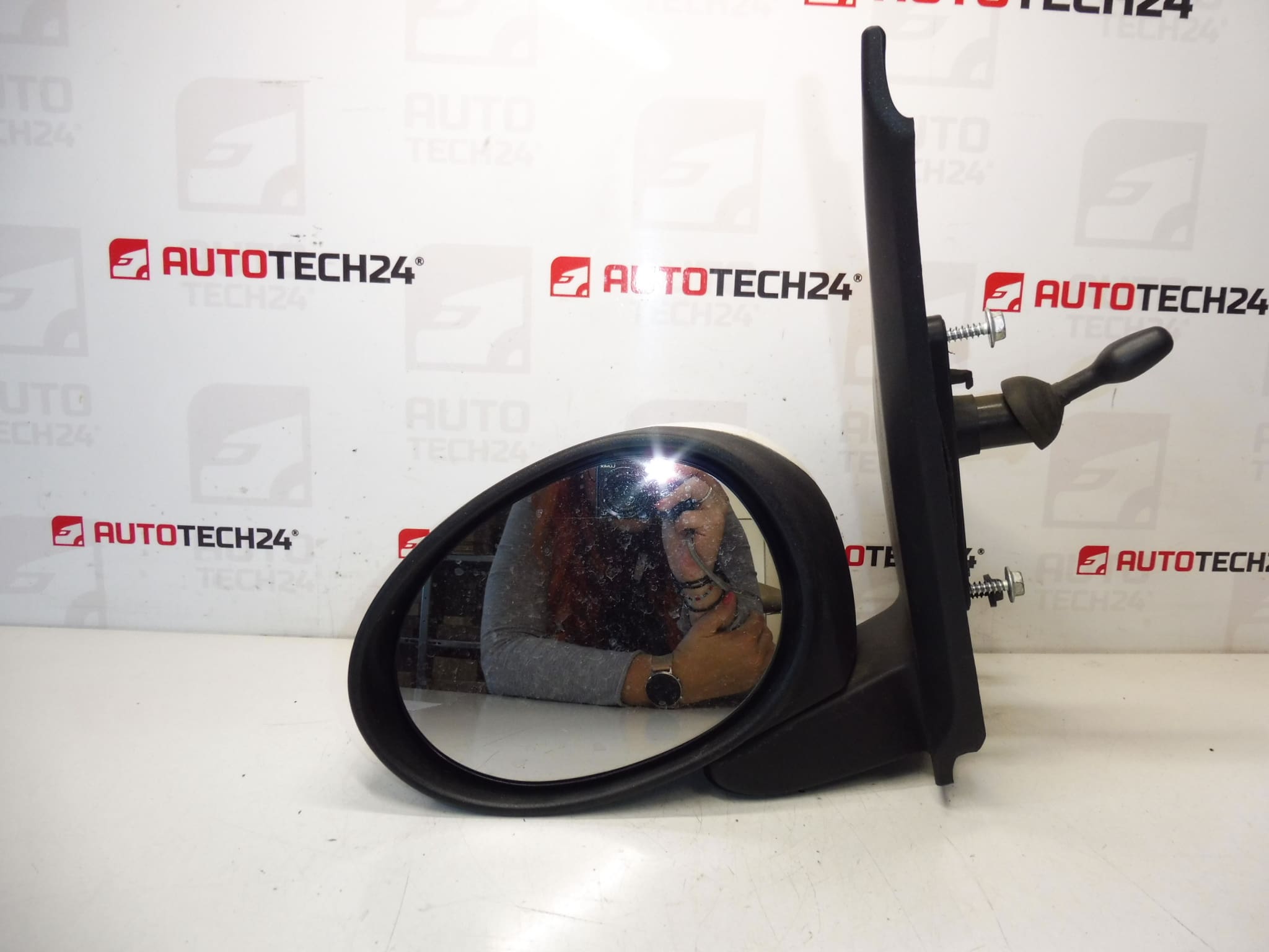 Left mirror KWD Citroën C1 Peugeot 107 87940-0H010 - Image 2