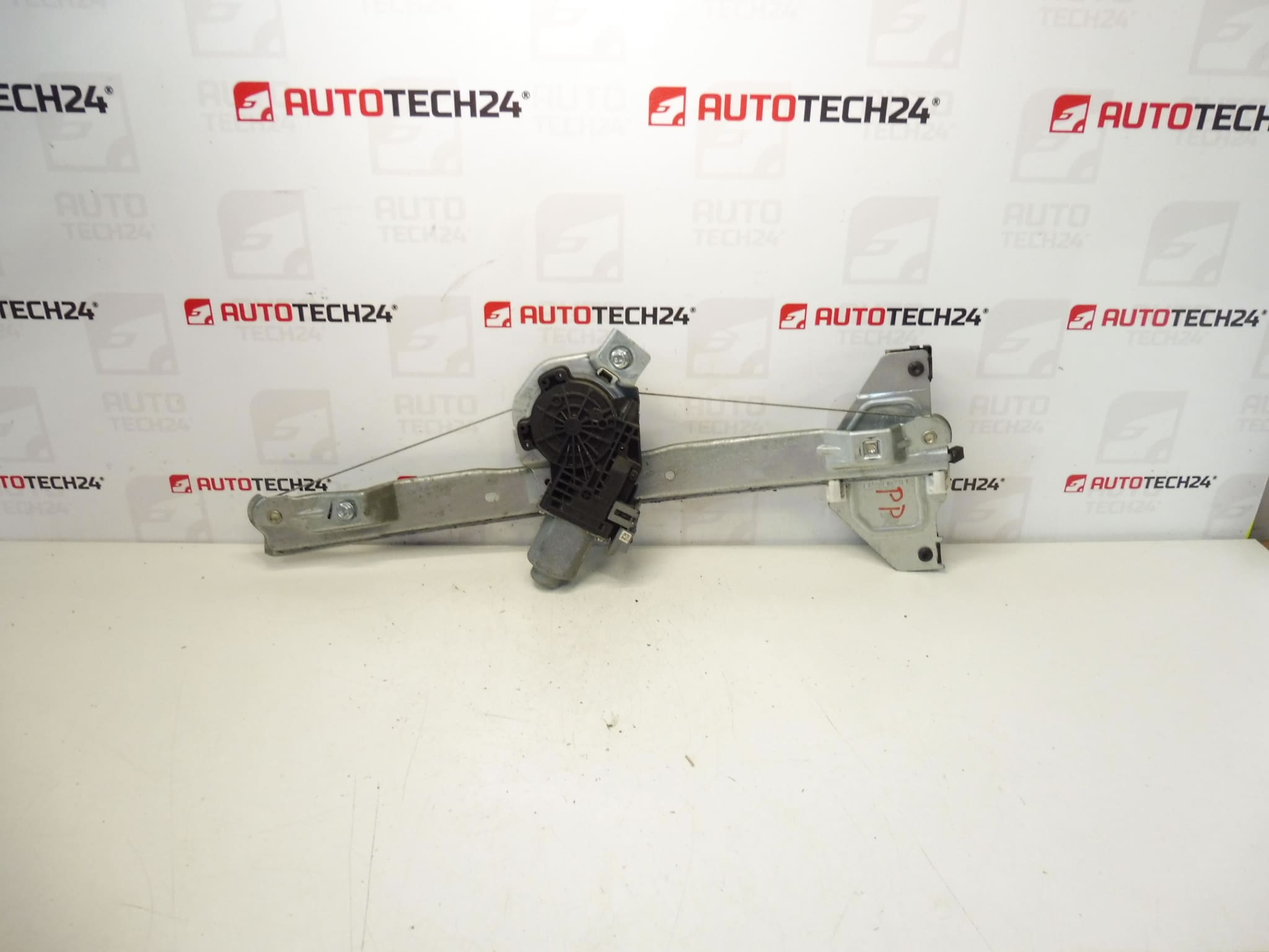 Citroën C3 II A51 9222FQ right front window pull mechanism