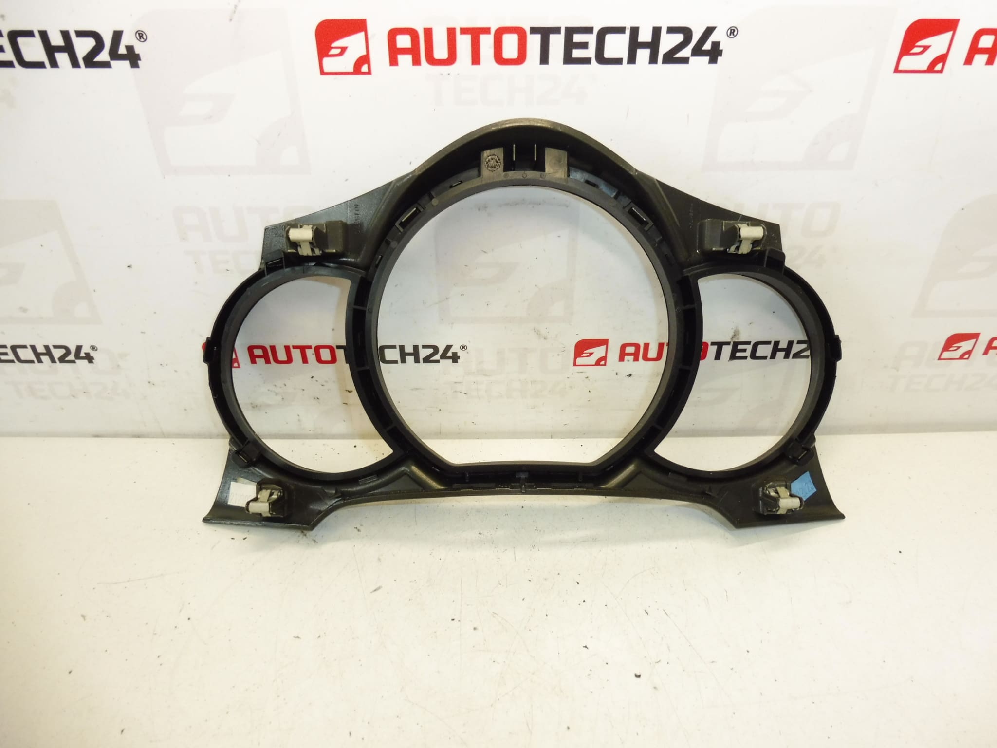 Dashboard speedometer frame Citroen C3 II A51 96842894ZD - Image 2