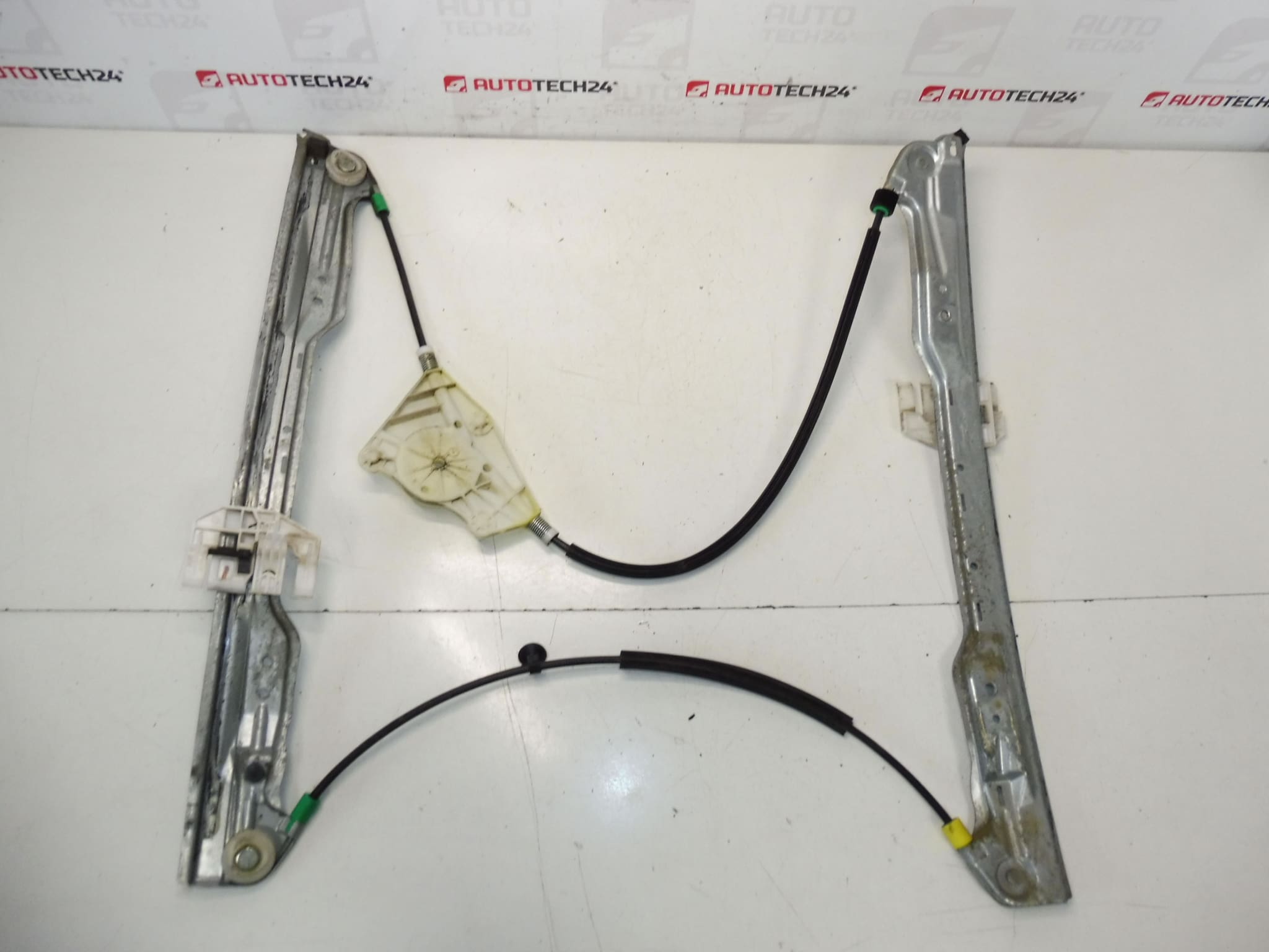 Citroën C5 01-07 Passenger Window Winding Mechanism 9222P5 - Image 2